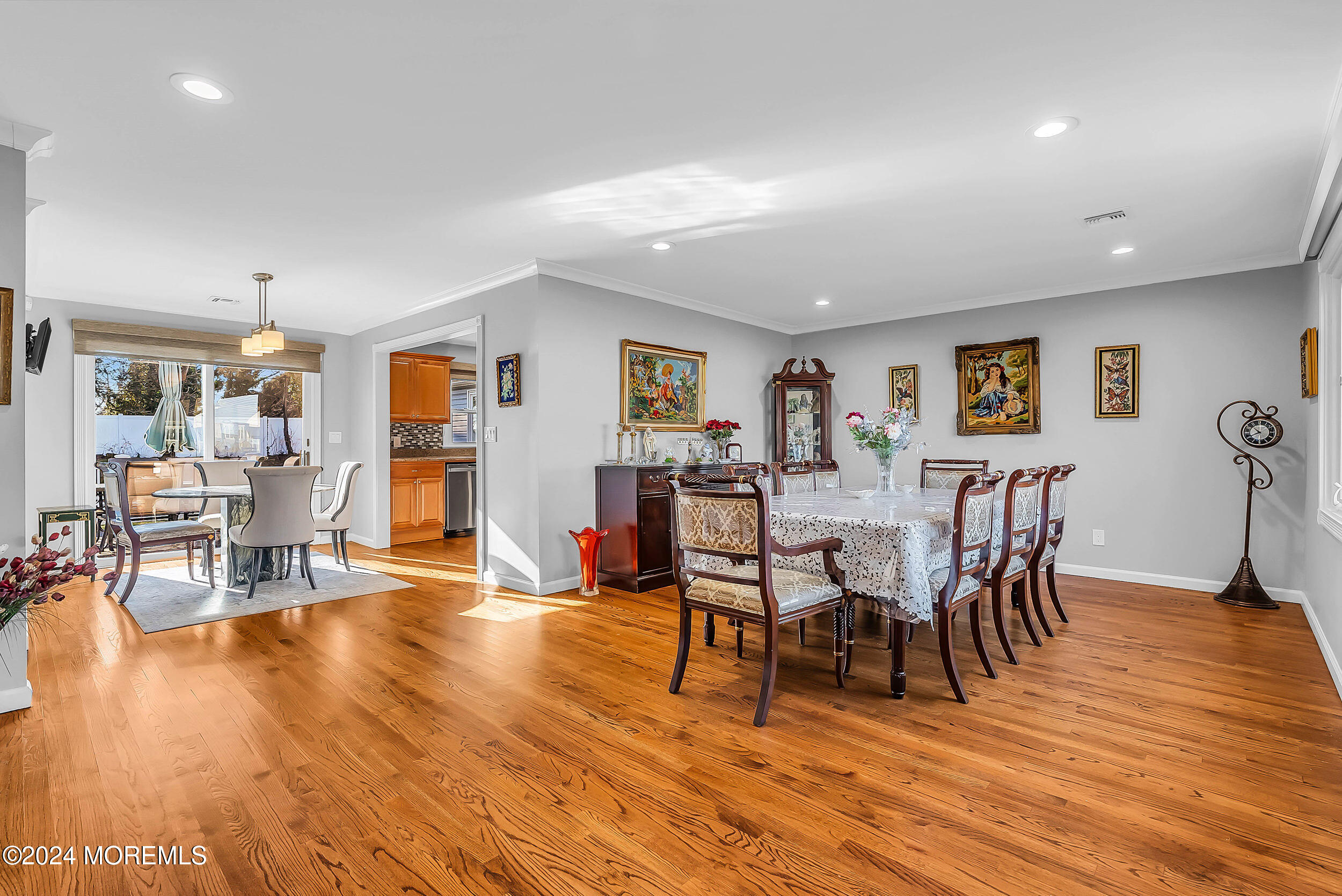42 Delaware Avenue Image 3