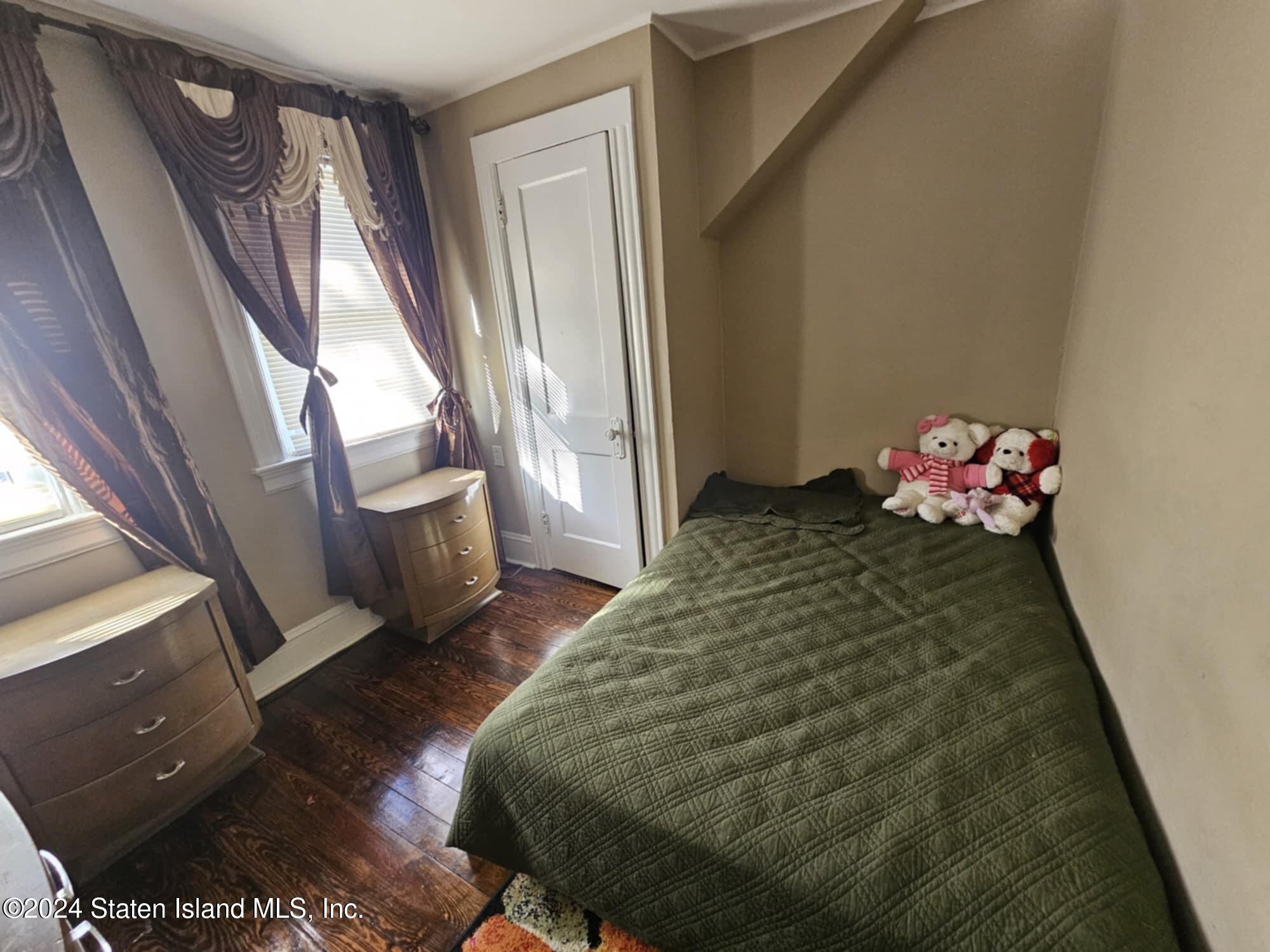 414 Castleton Avenue, Staten Island, NY, 10301 image 19