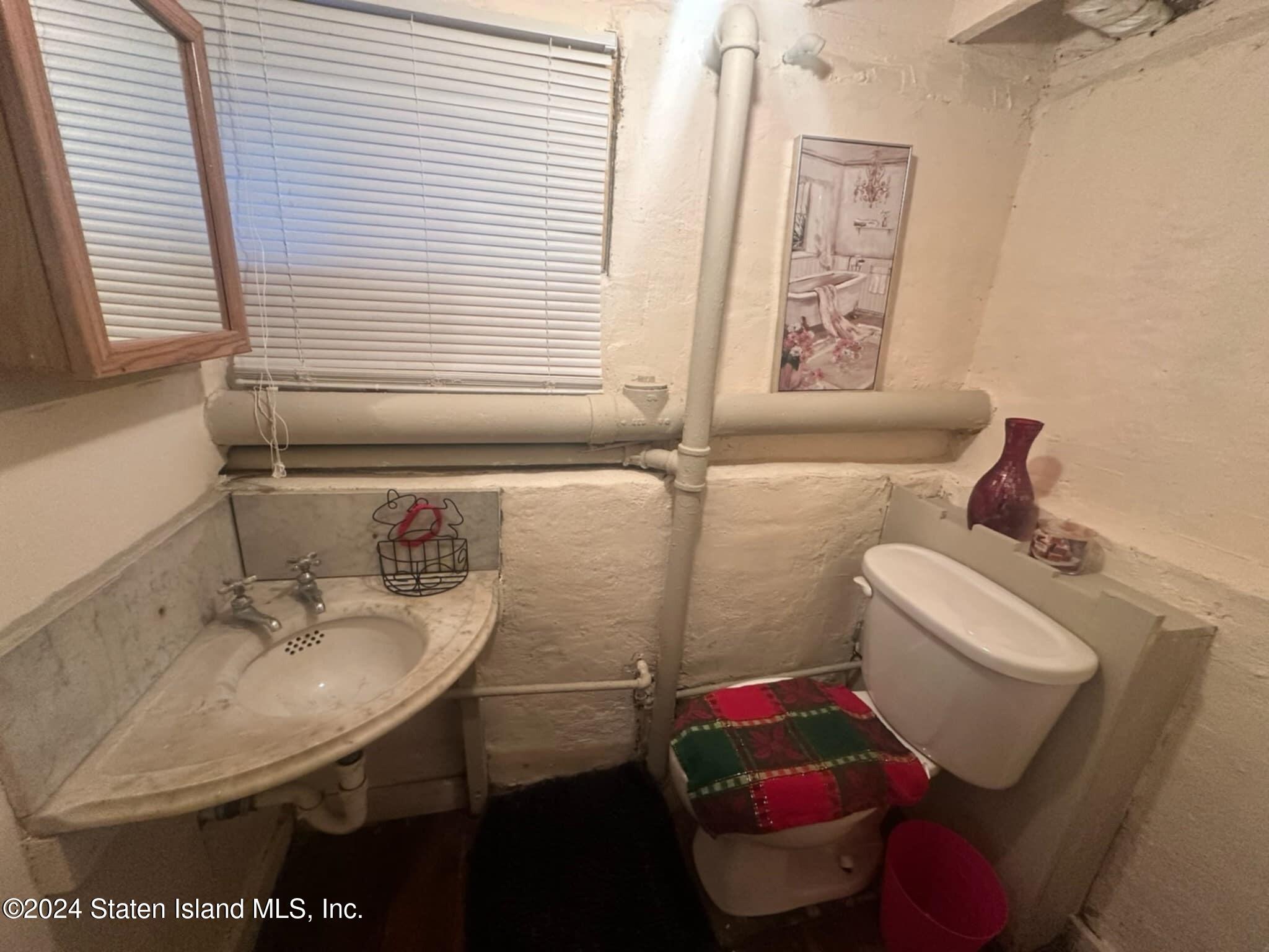 414 Castleton Avenue, Staten Island, NY, 10301 image 24