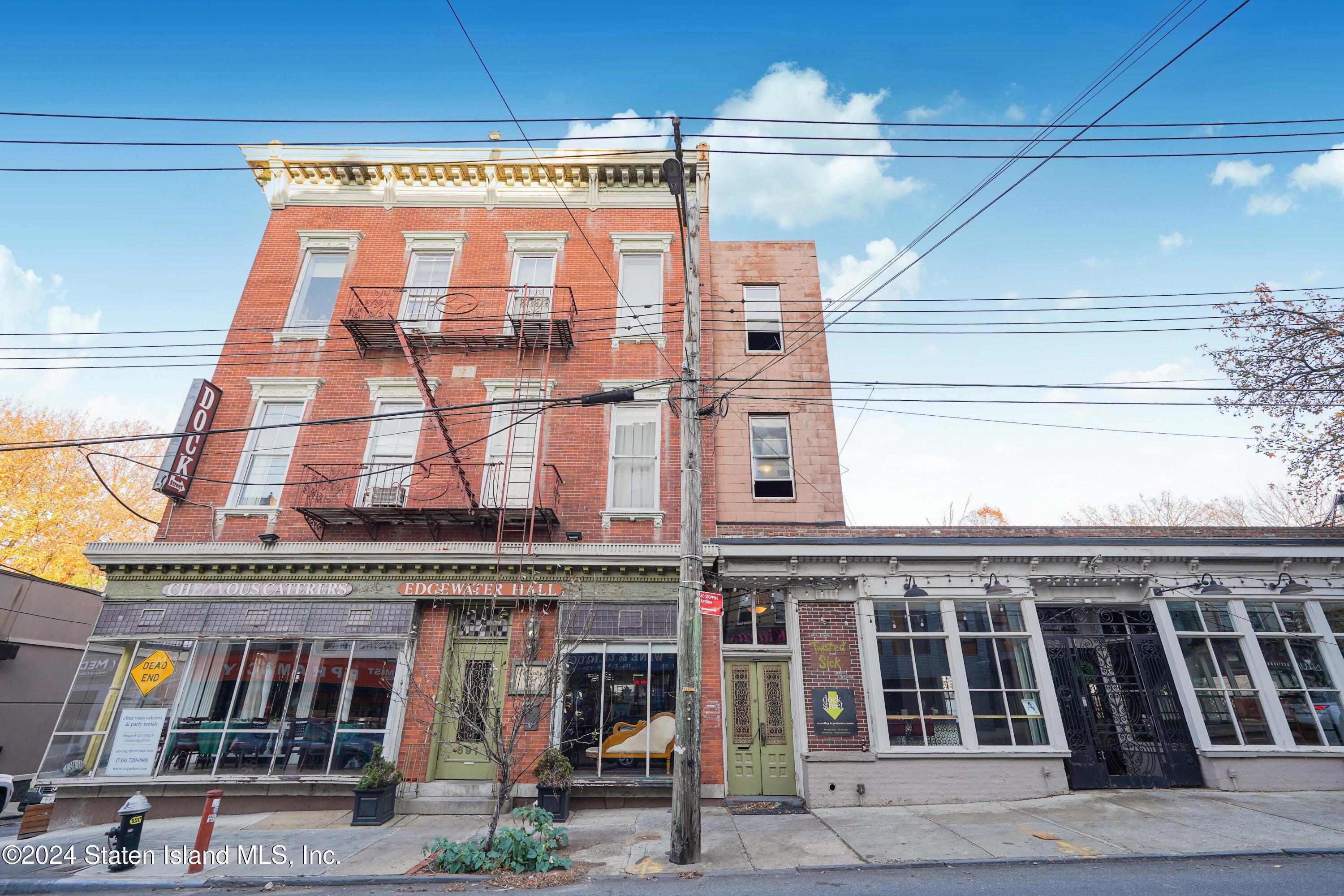 691 Bay Street Image 2
