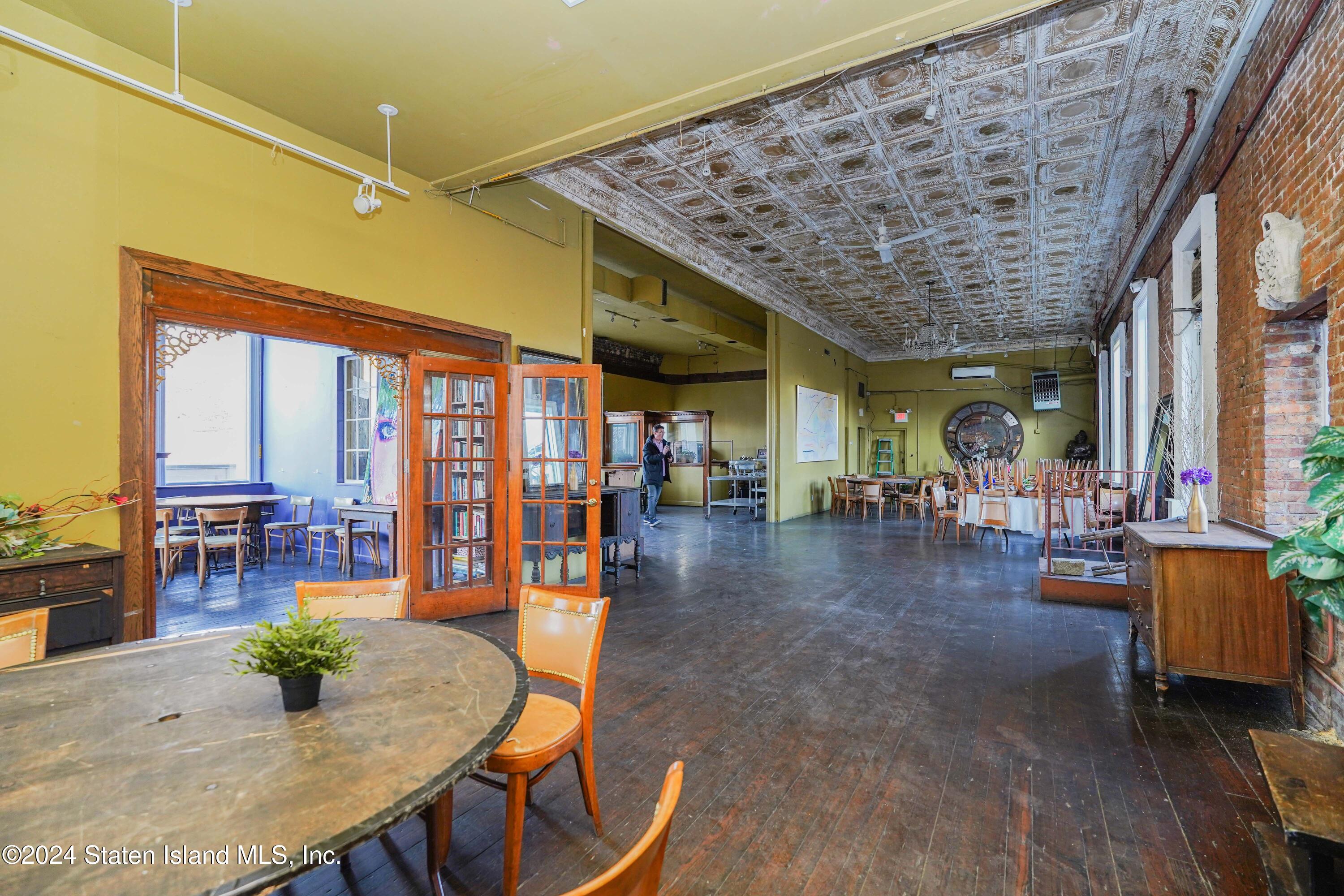 691 Bay Street, Staten Island, NY, 10304 image 7