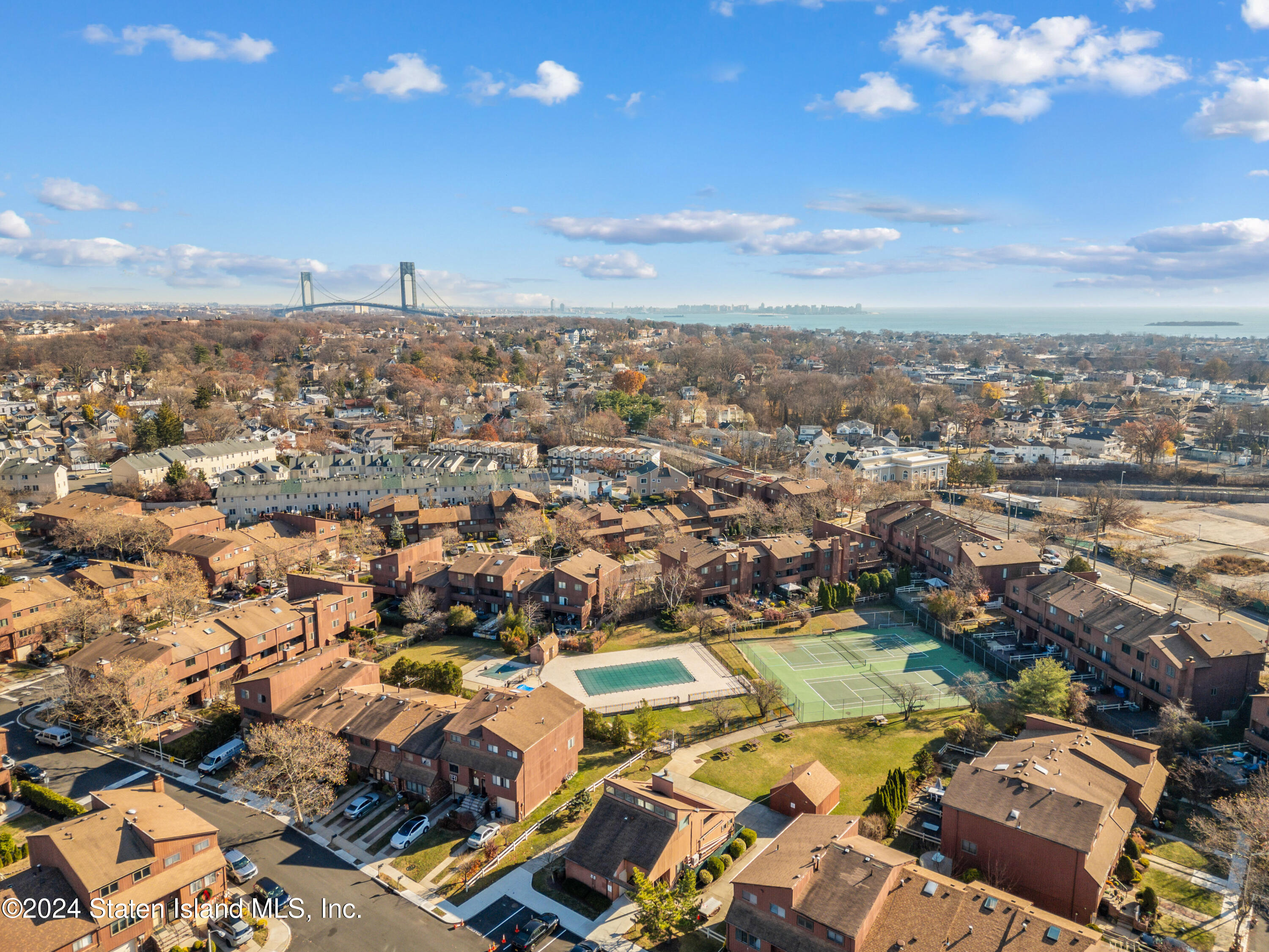 72 Alan Loop, Staten Island, NY, 10304 image 20