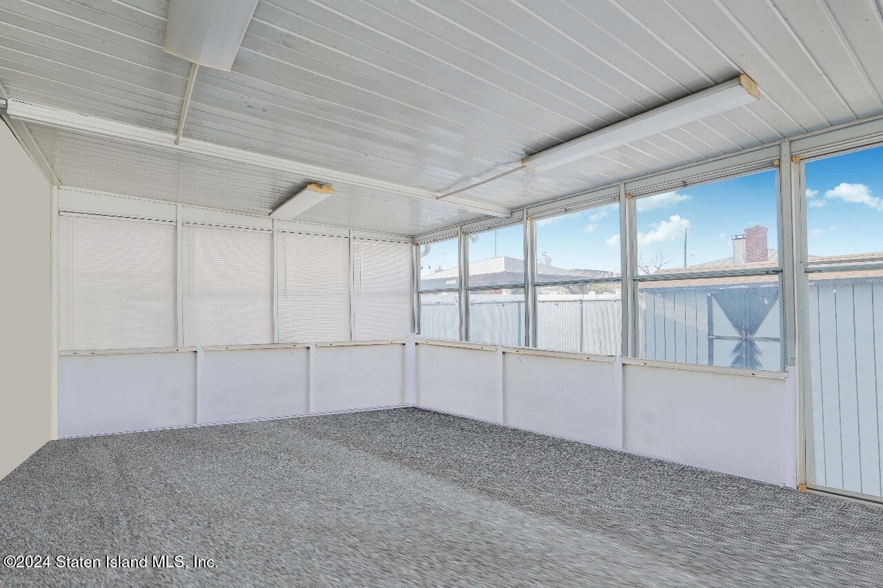 176 Kensington Avenue, Staten Island, NY, 10305 image 24