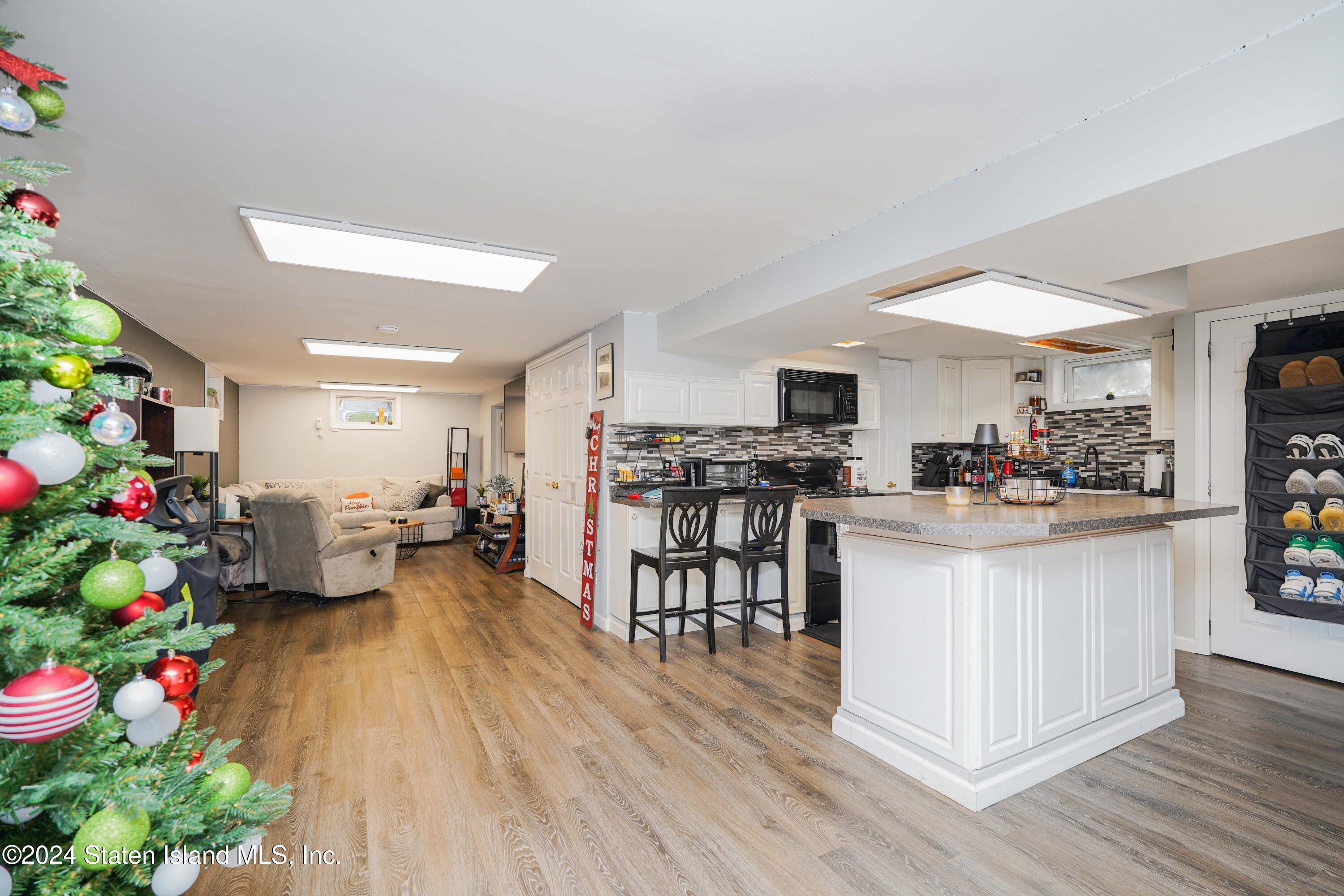 176 Kensington Avenue, Staten Island, NY, 10305 image 17