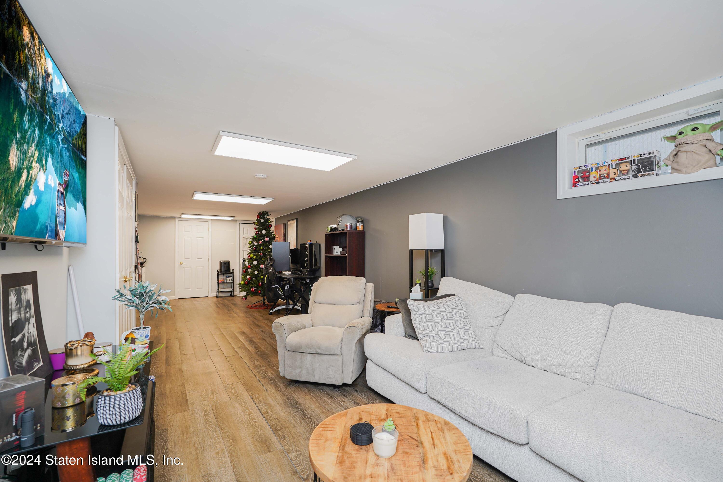176 Kensington Avenue, Staten Island, NY, 10305 image 21