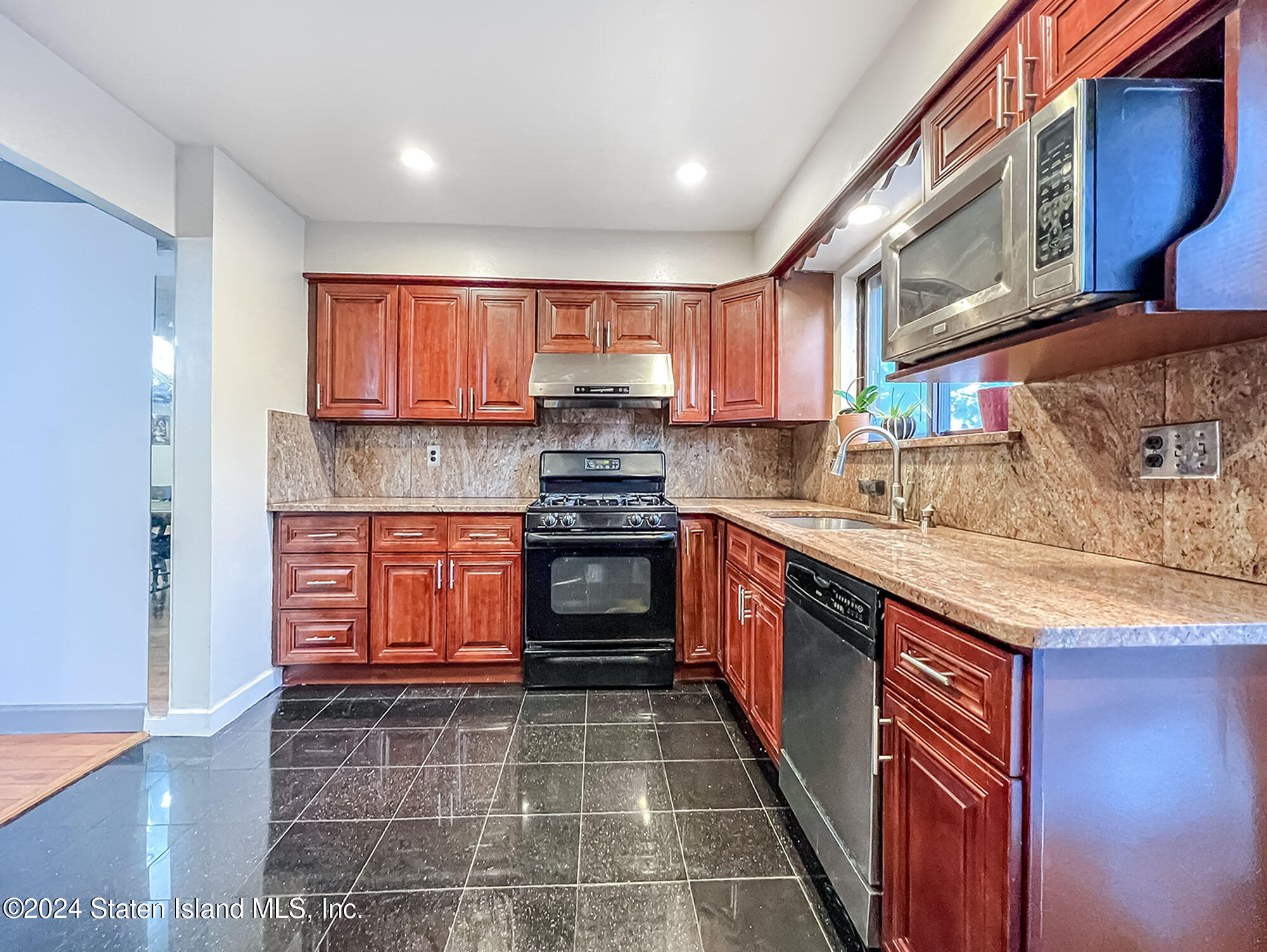 24 Darcey Avenue, Staten Island, NY, 10314 image 10