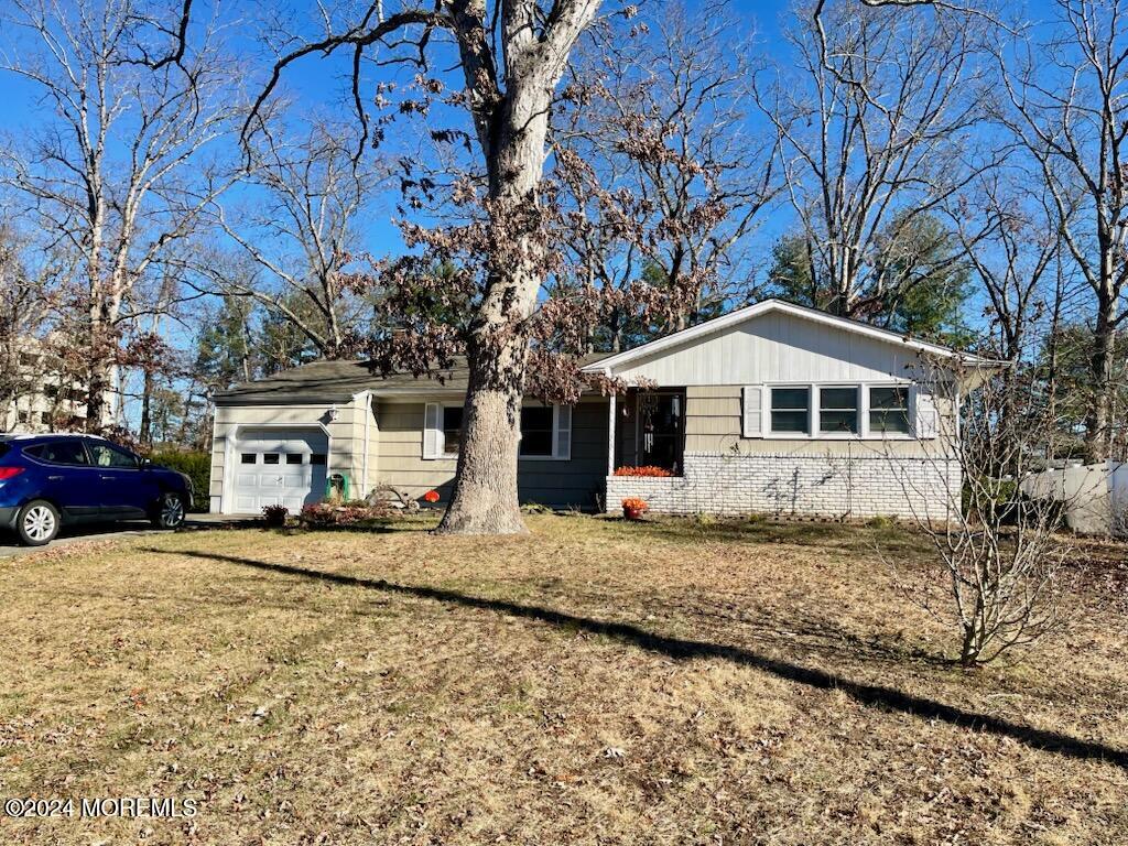 33 Camelot Drive, Toms River, NJ, 08755