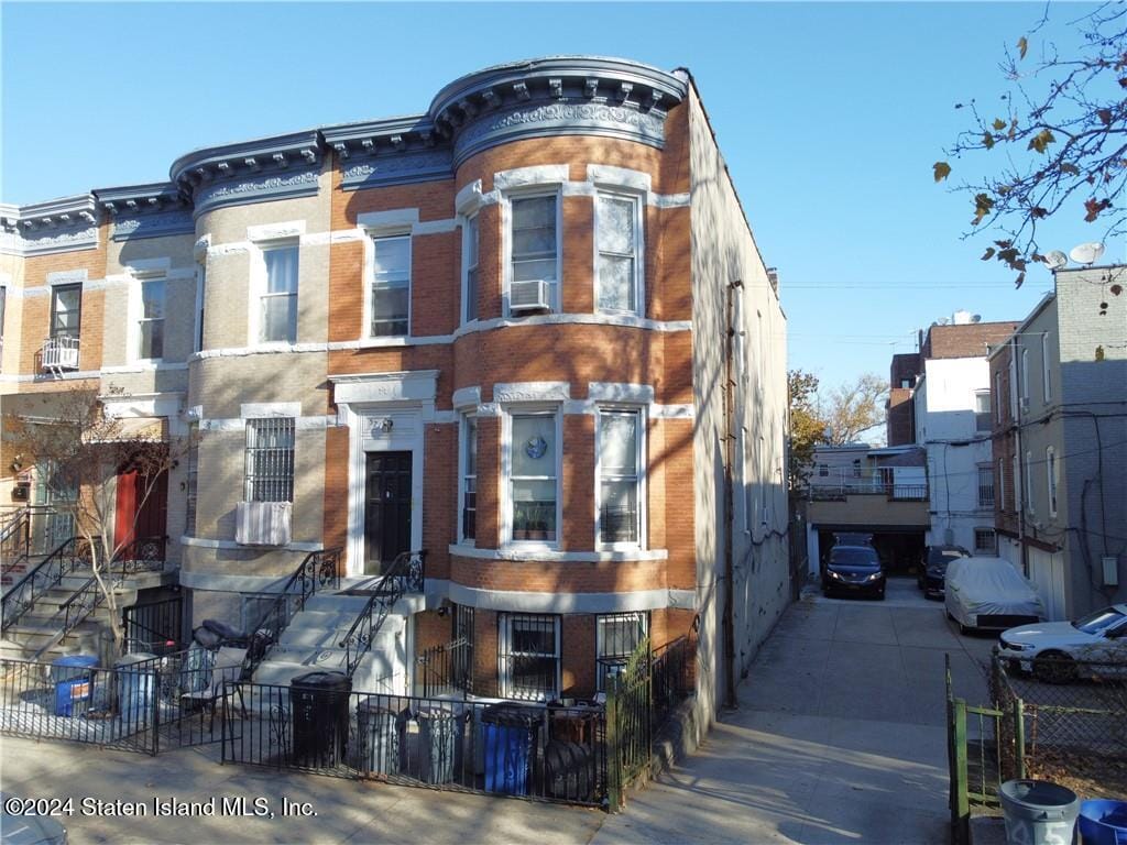 571 72nd Street, Brooklyn, NY, 11209