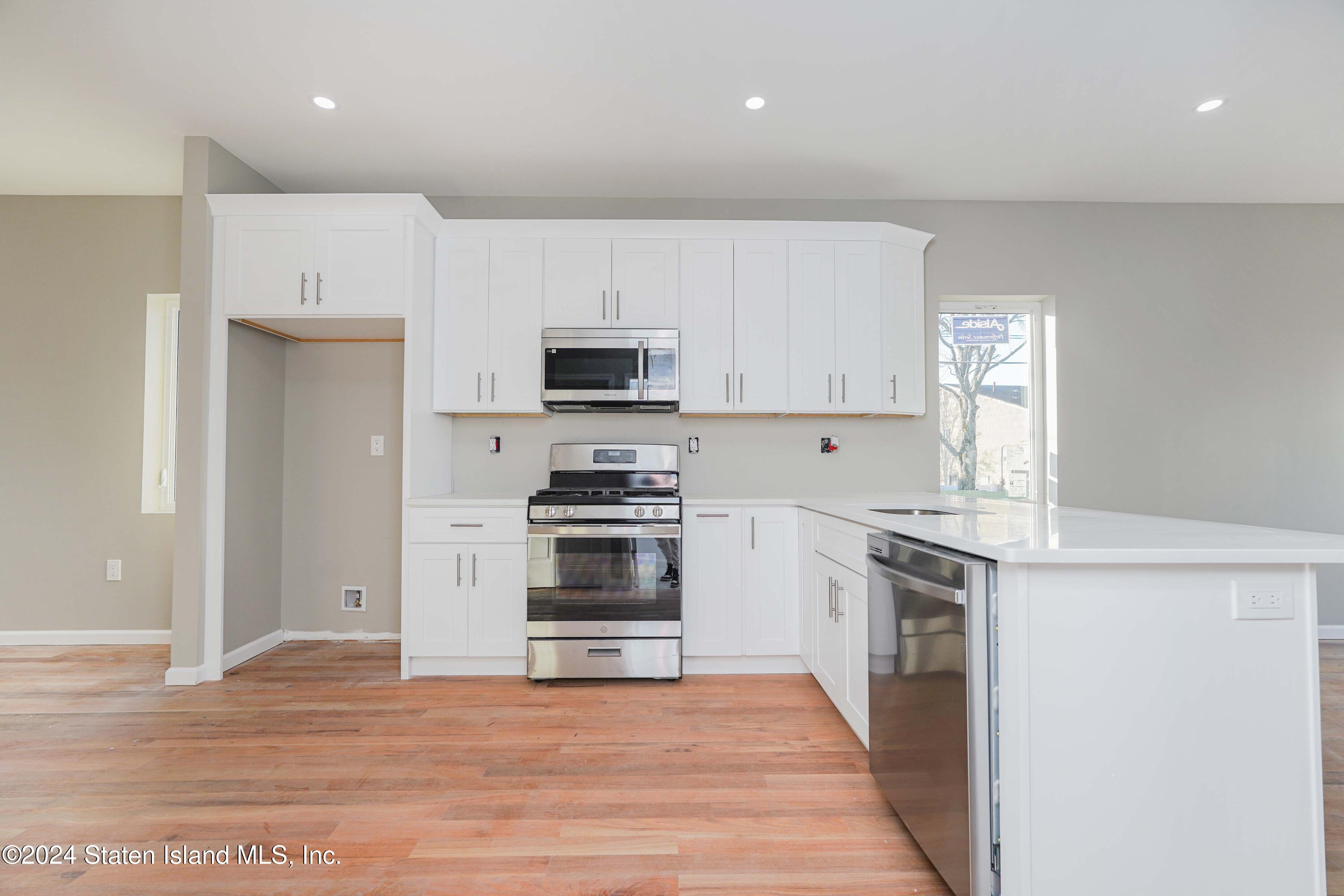140 Union Avenue, Staten Island, NY, 10303 image 6