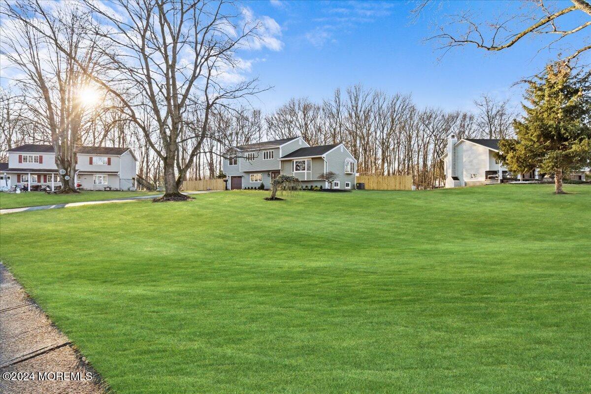8 Chesapeake Road, Manalapan, NJ, 07726 image 44