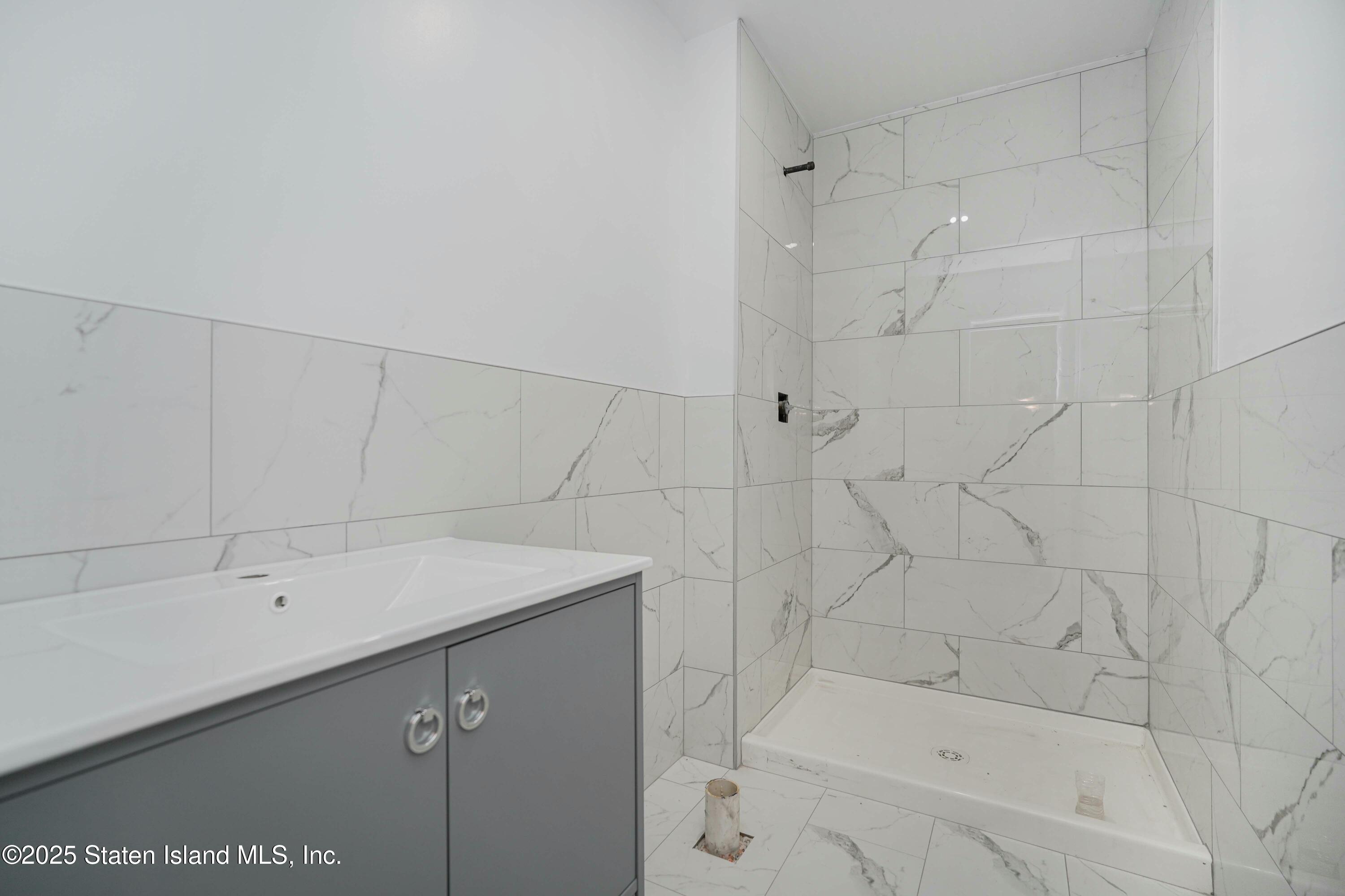 136 Union Avenue, Staten Island, NY, 10303 image 8