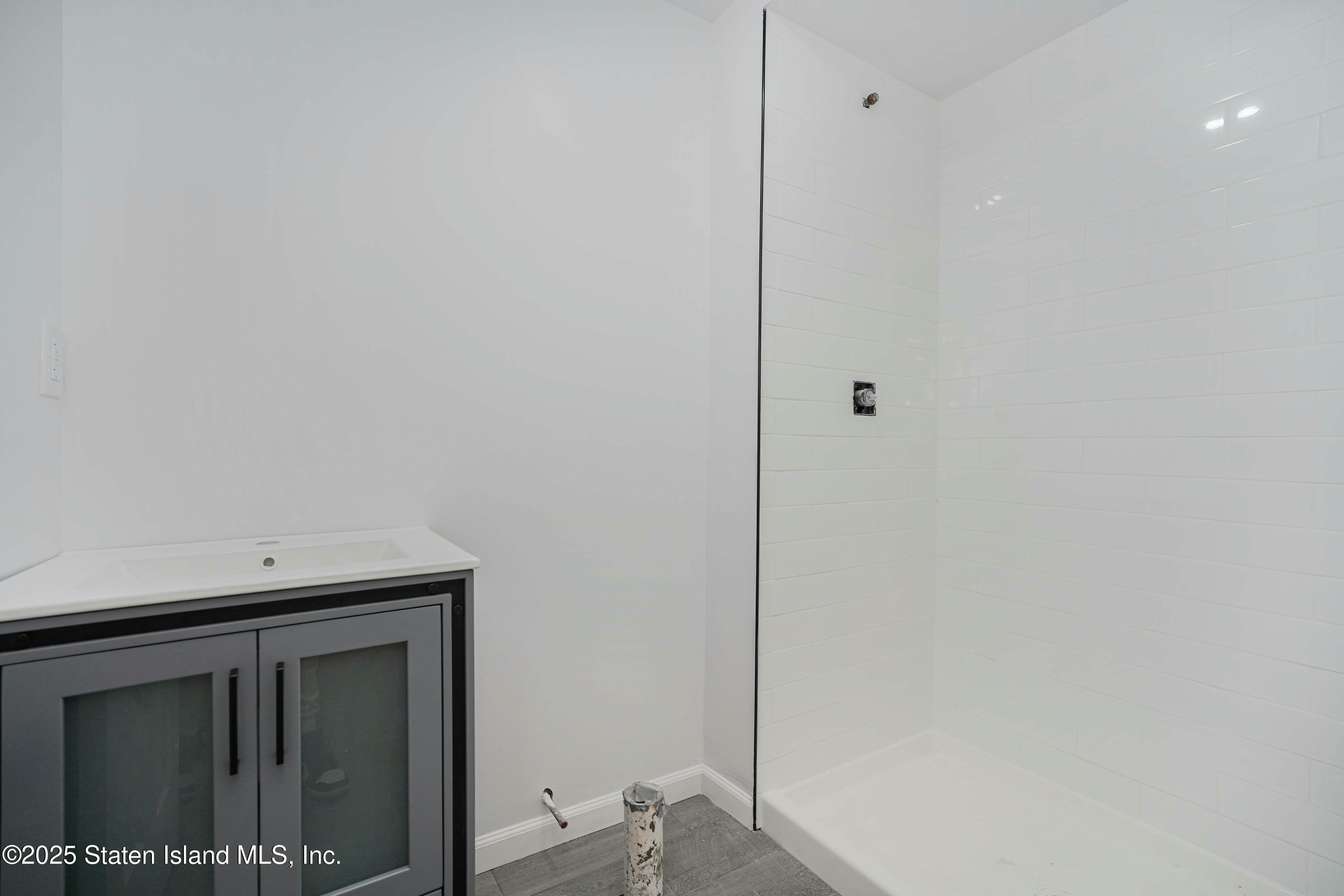 136 Union Avenue, Staten Island, NY, 10303 image 11