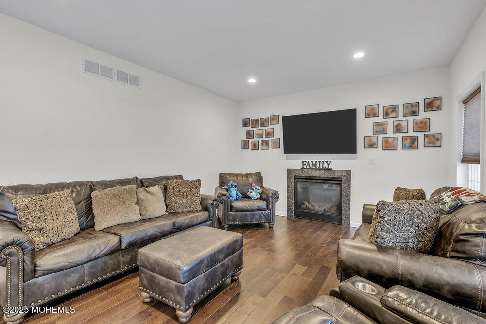 527 Chandler Road, Jackson, NJ, 08527 image 11