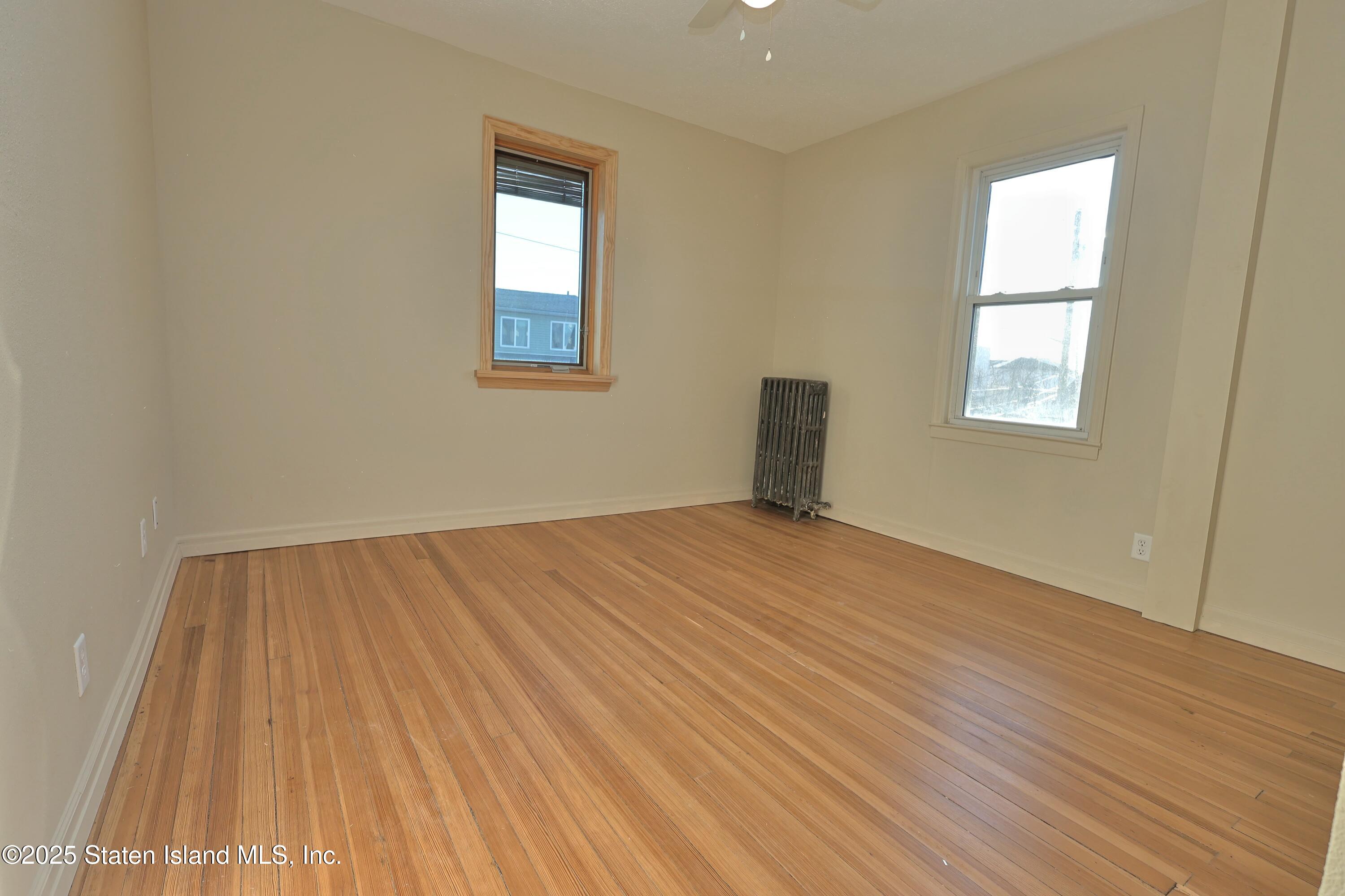 81 Robin Road, Staten Island, NY, 10305 image 22