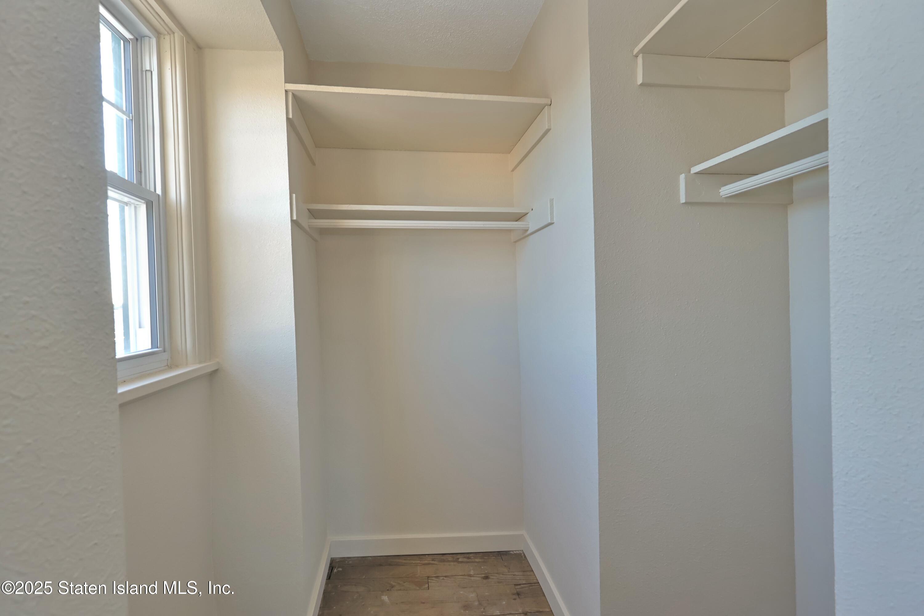 81 Robin Road, Staten Island, NY, 10305 image 28