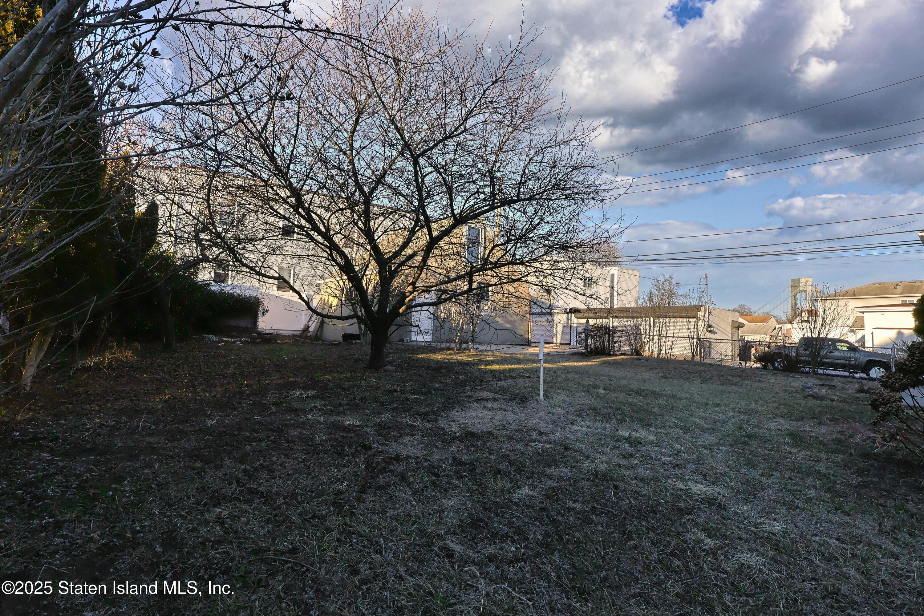 81 Robin Road, Staten Island, NY, 10305 image 38