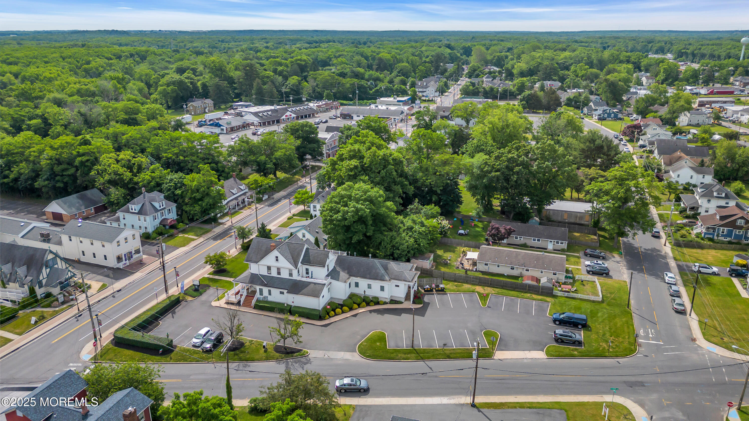 43 Main Street, Farmingdale, NJ, 07727 image 32