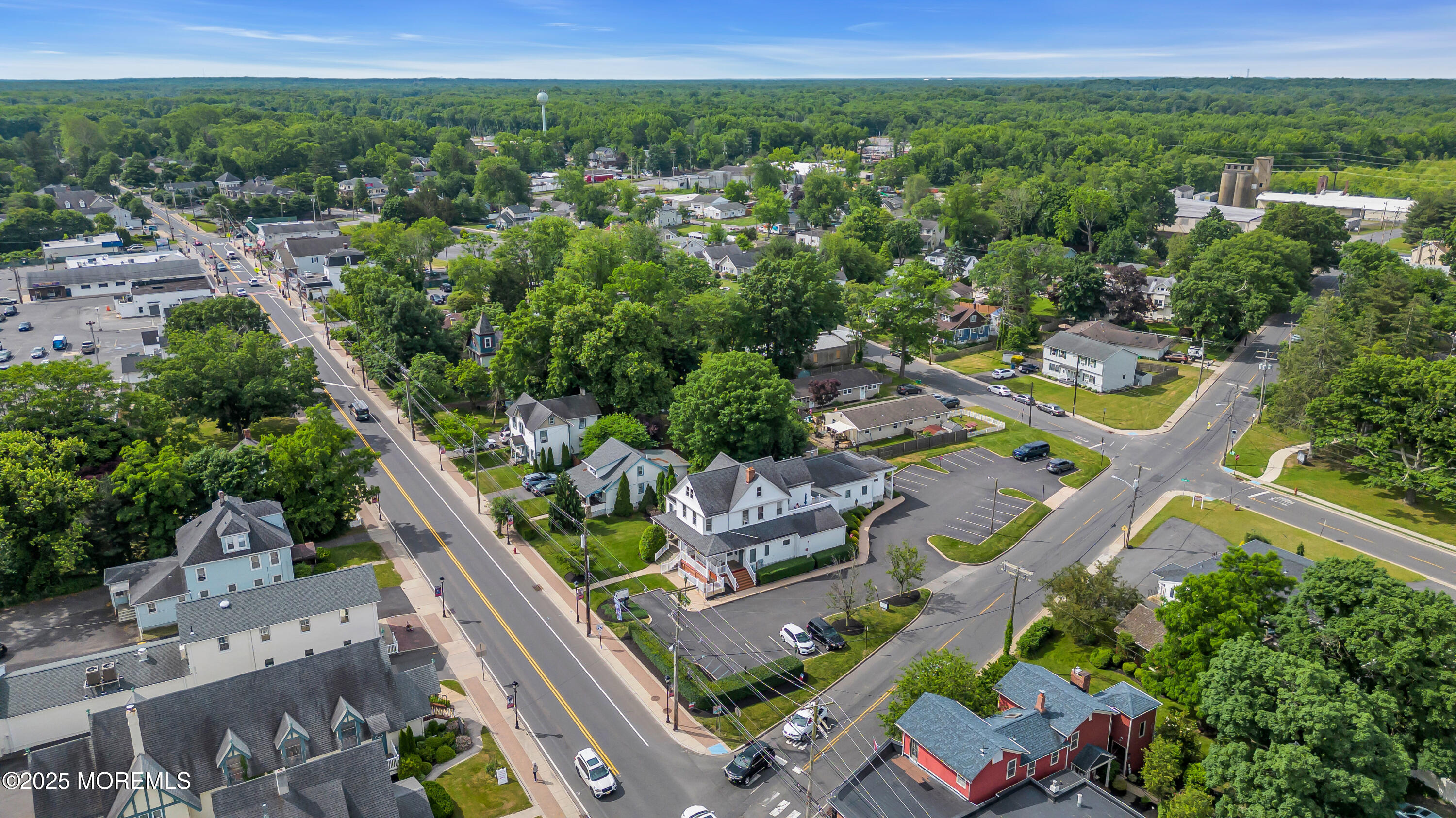 43 Main Street, Farmingdale, NJ, 07727 image 37