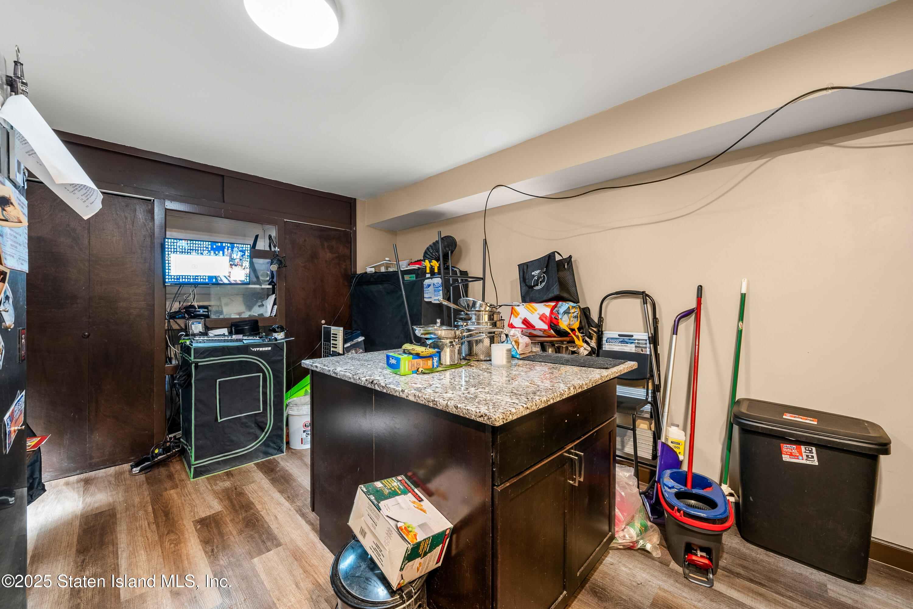 16 Poland Place, Staten Island, NY, 10314 image 32
