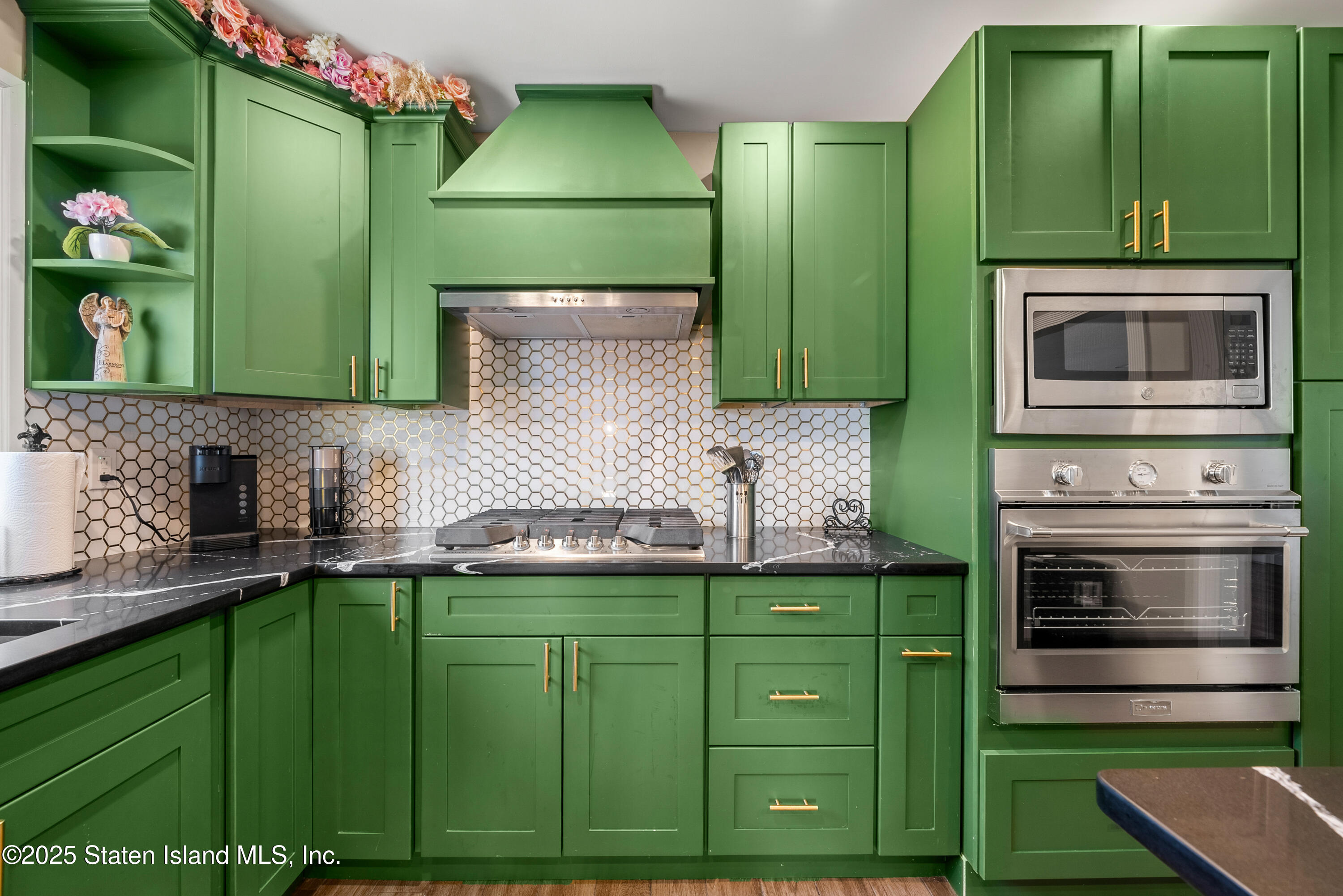 16 Poland Place, Staten Island, NY, 10314 image 11