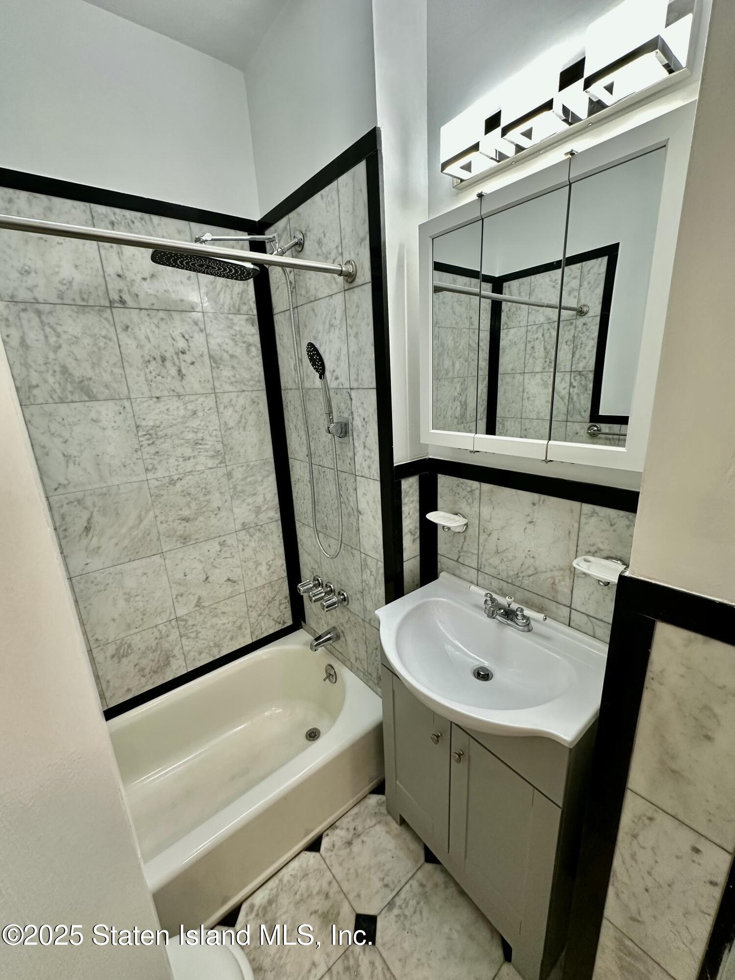13 Windsor Place, Brooklyn, NY, 11215 image 32