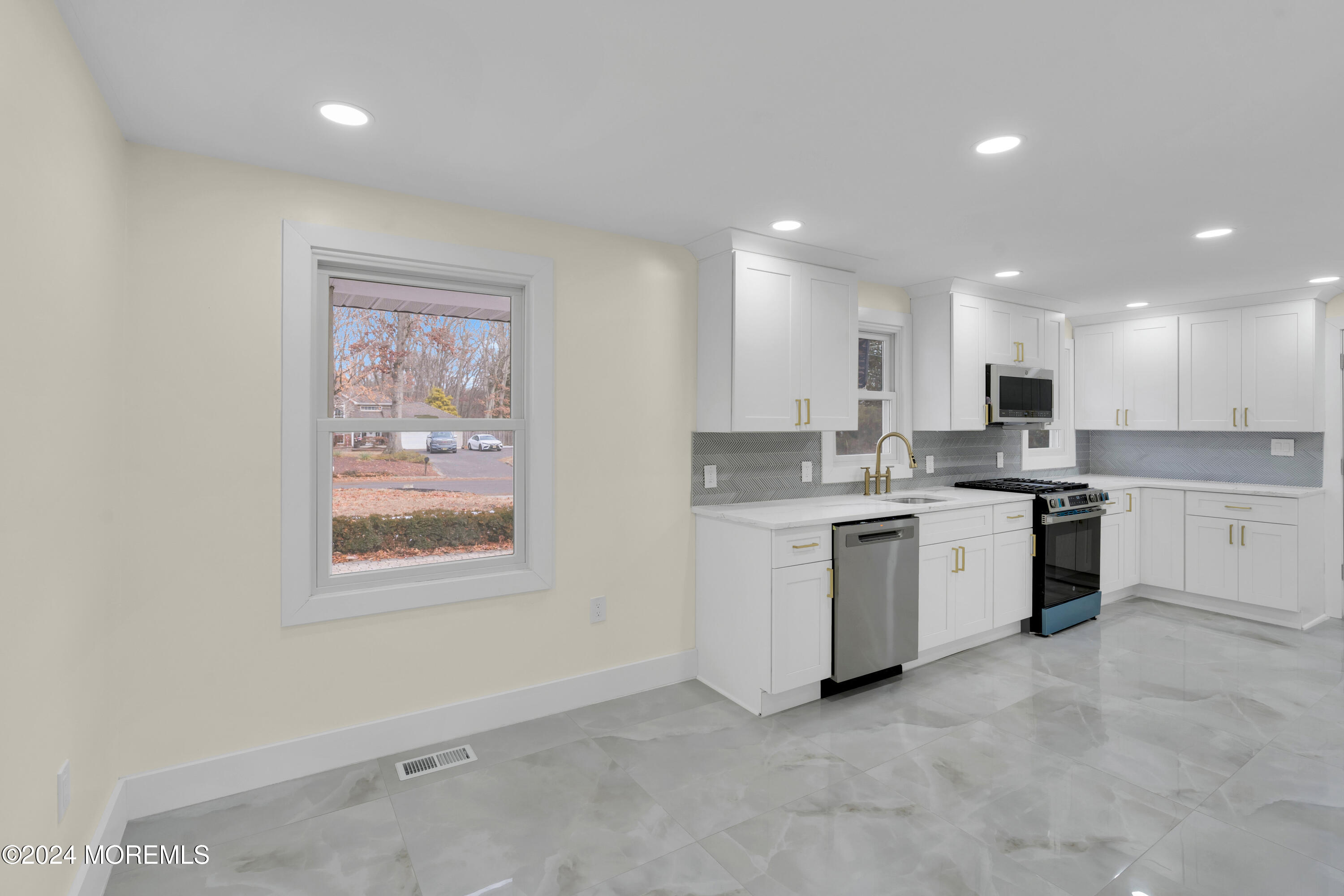 11 Afton Road, Jackson, NJ, 08527 image 9