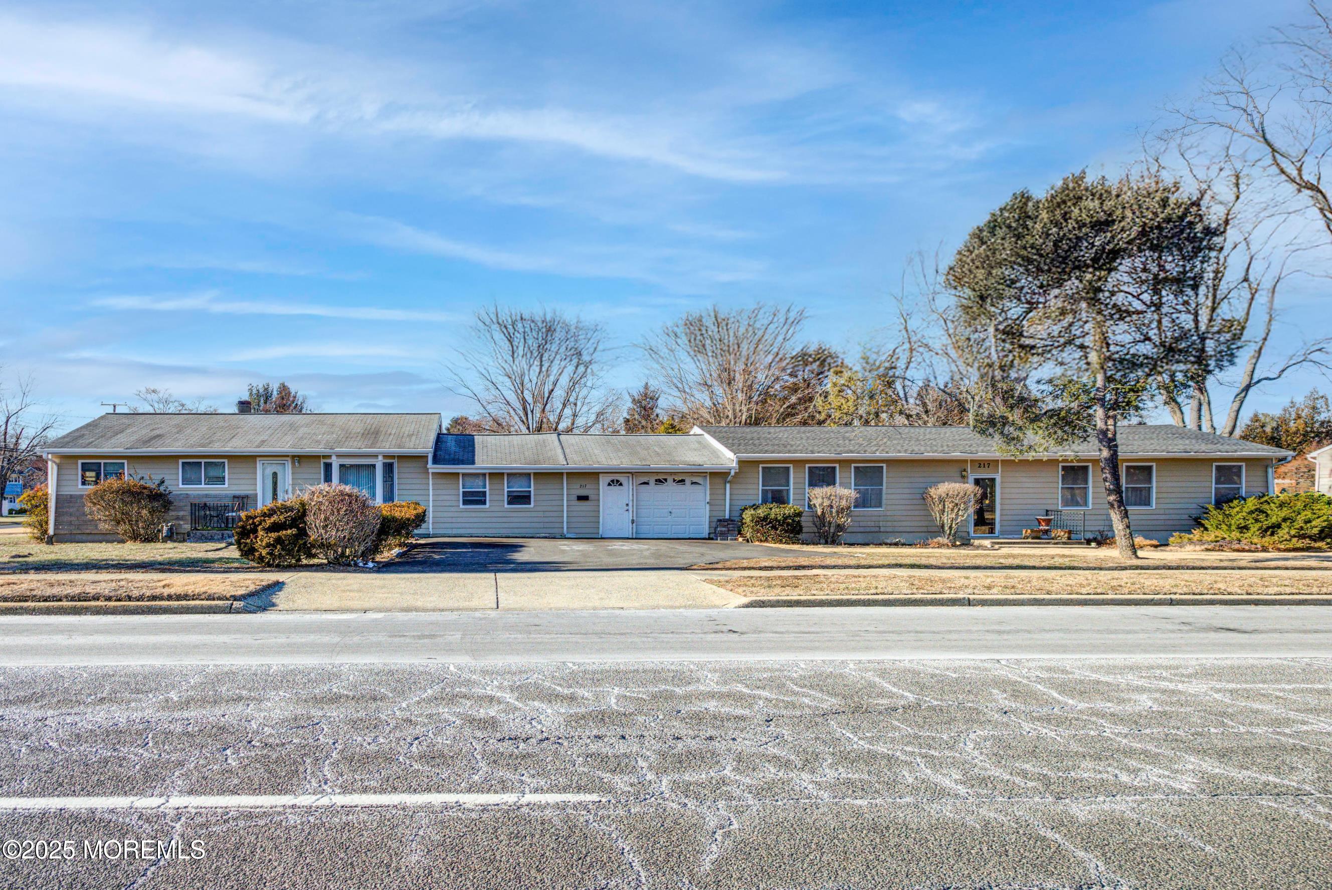 217 Wyckoff Road Image 1
