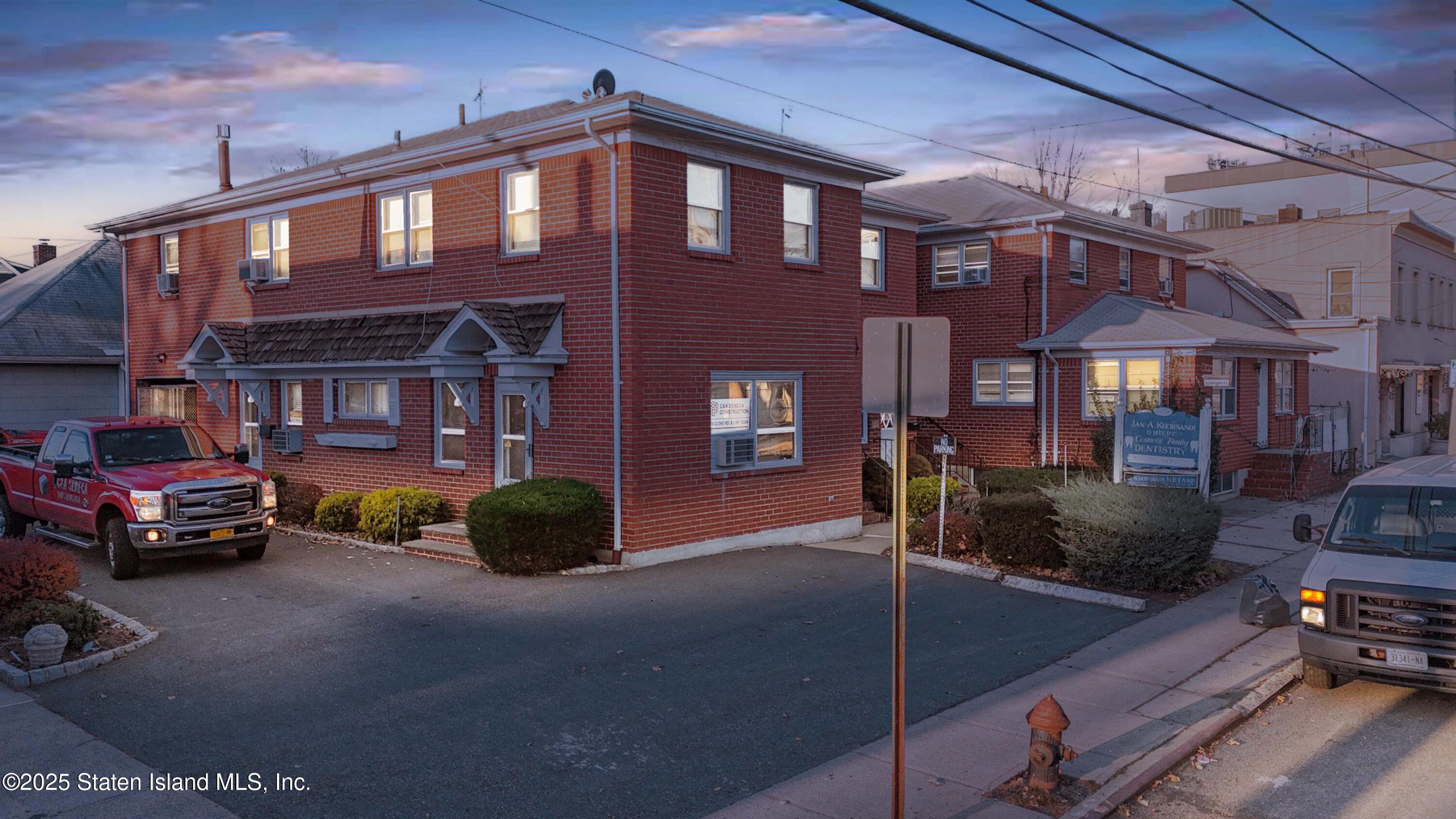 1874 Clove Road Image 1