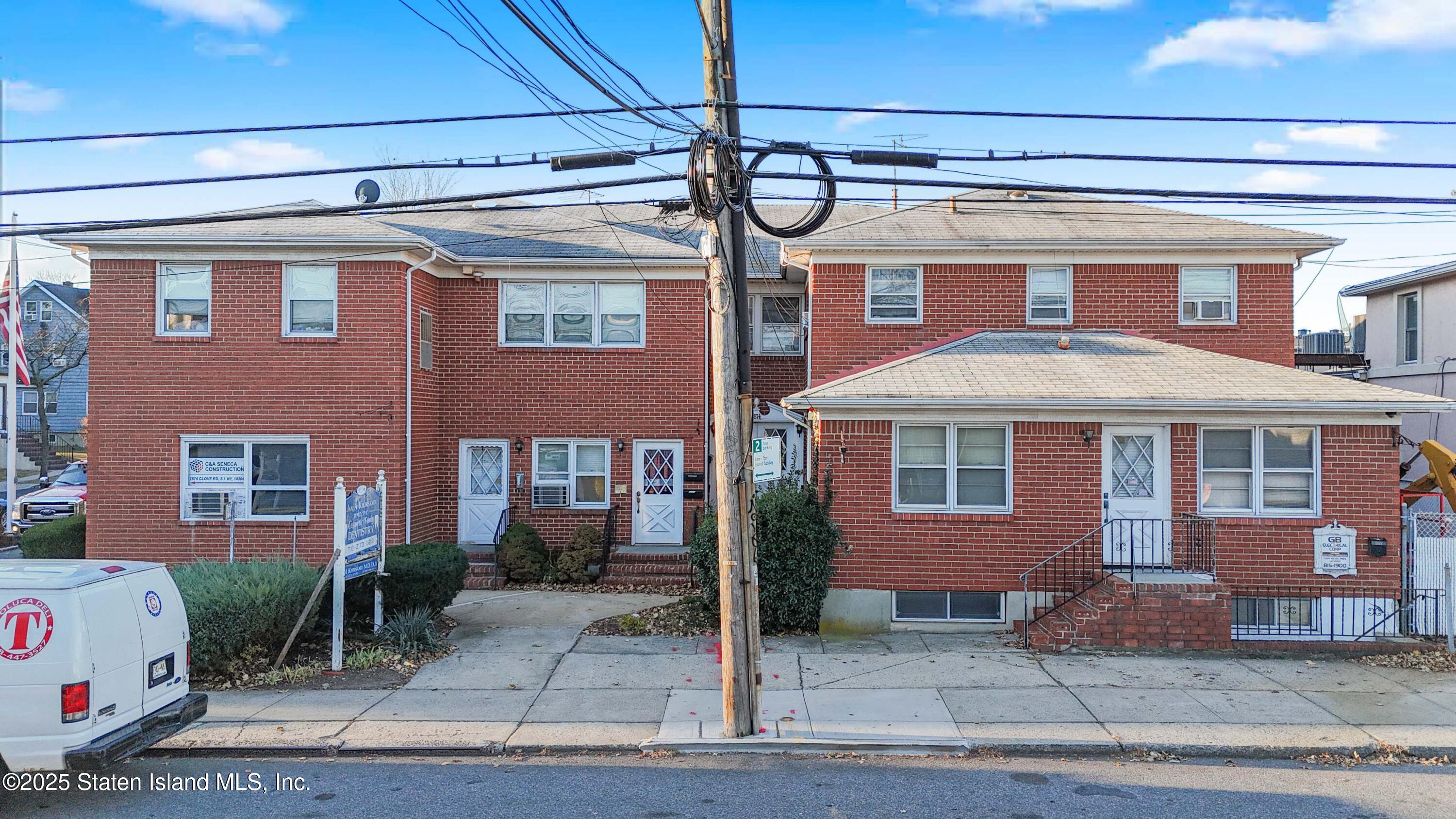 1874 Clove Road Image 5