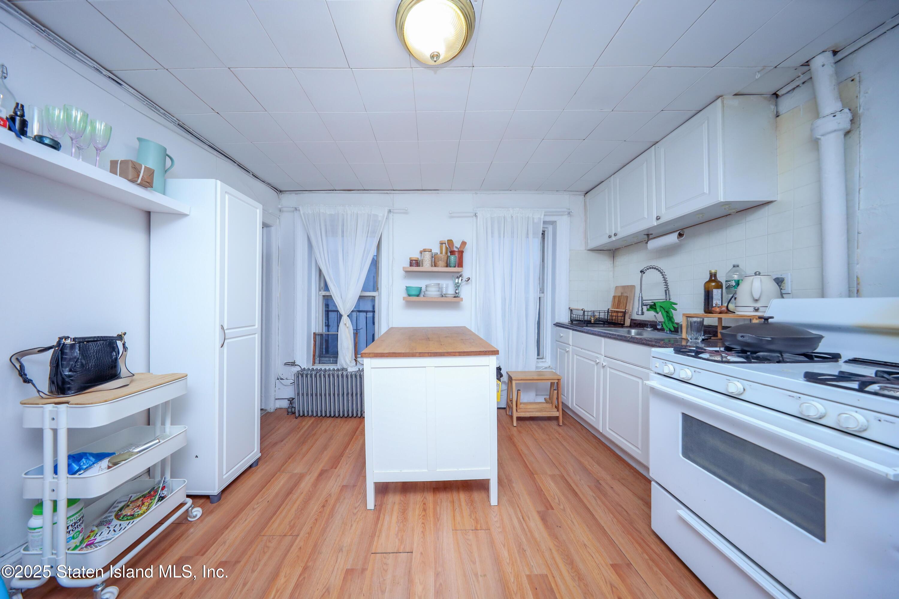 150 14th Street, Brooklyn, NY, 11215 image 15