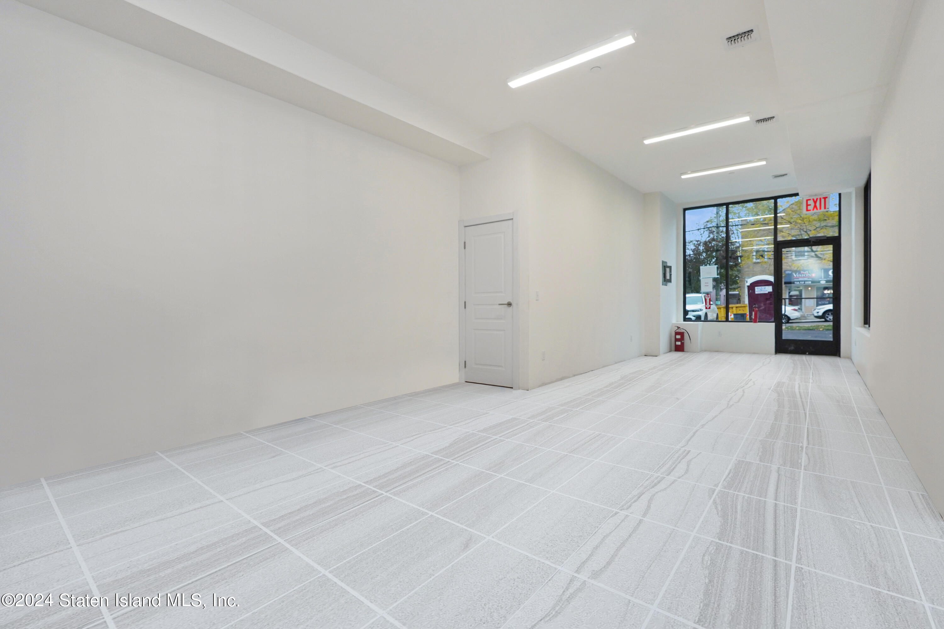 105 Fingerboard Road, Staten Island, NY, 10305 image 11