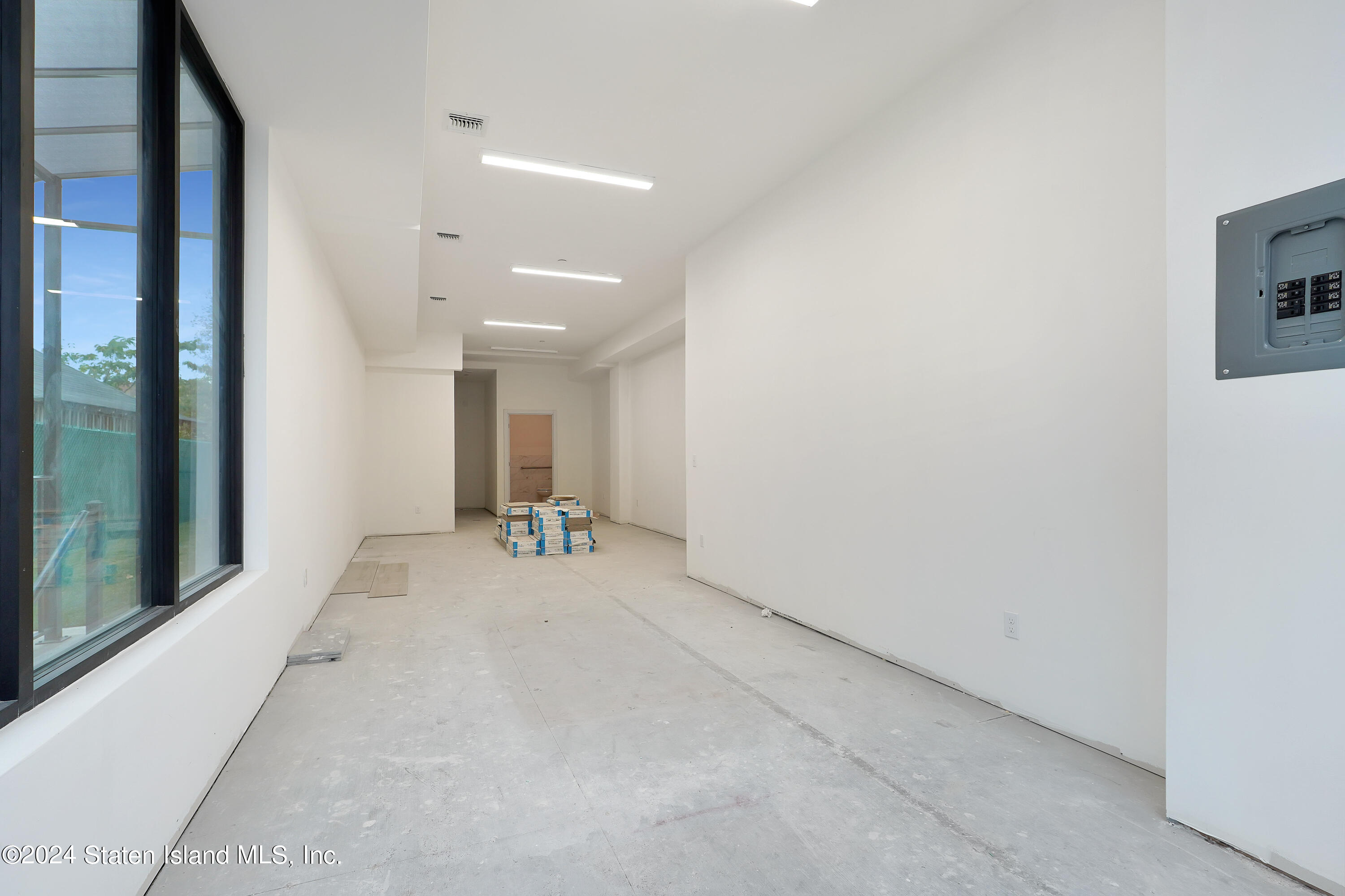 105 Fingerboard Road, Staten Island, NY, 10305 image 12