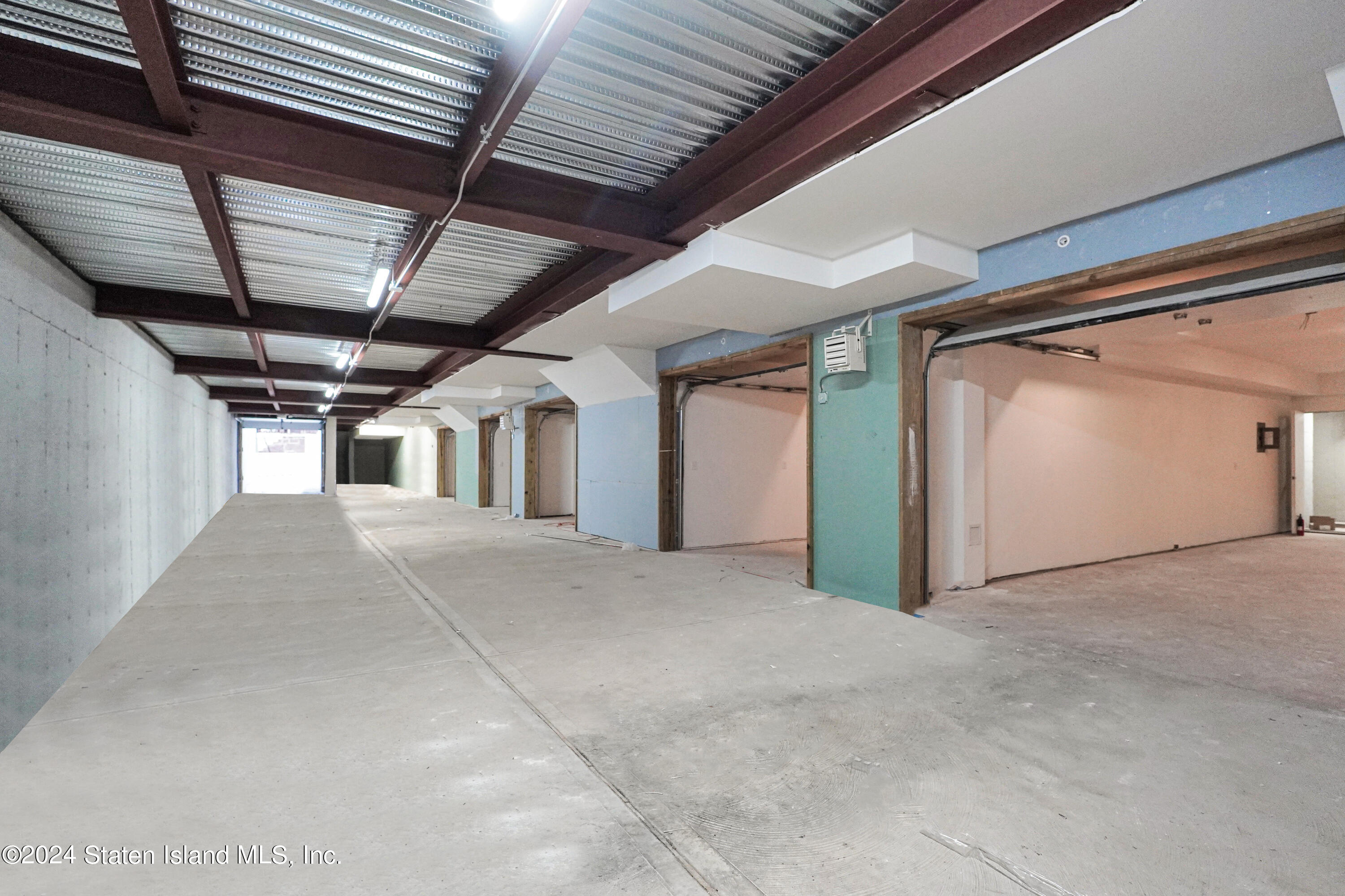 105 Fingerboard Road, Staten Island, NY, 10305 image 14