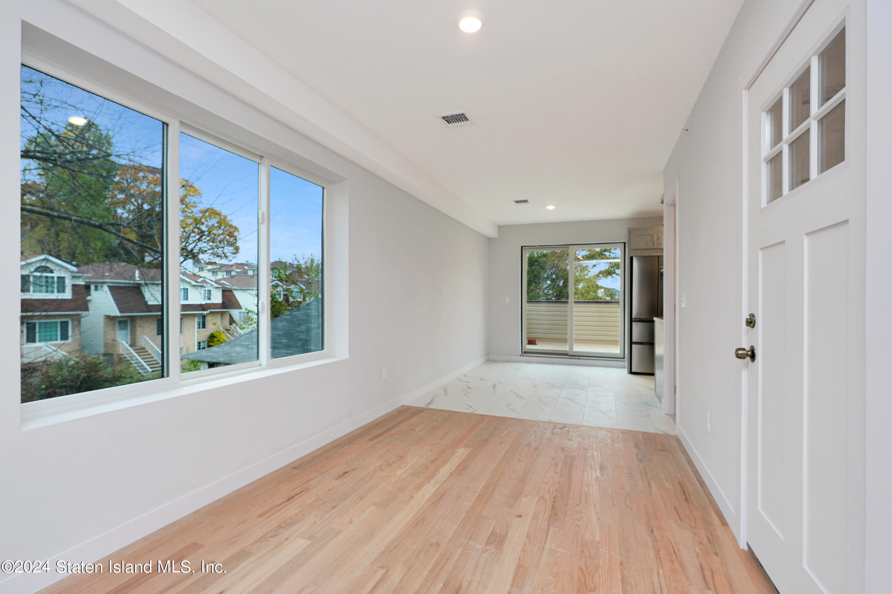 105 Fingerboard Road, Staten Island, NY, 10305 image 17