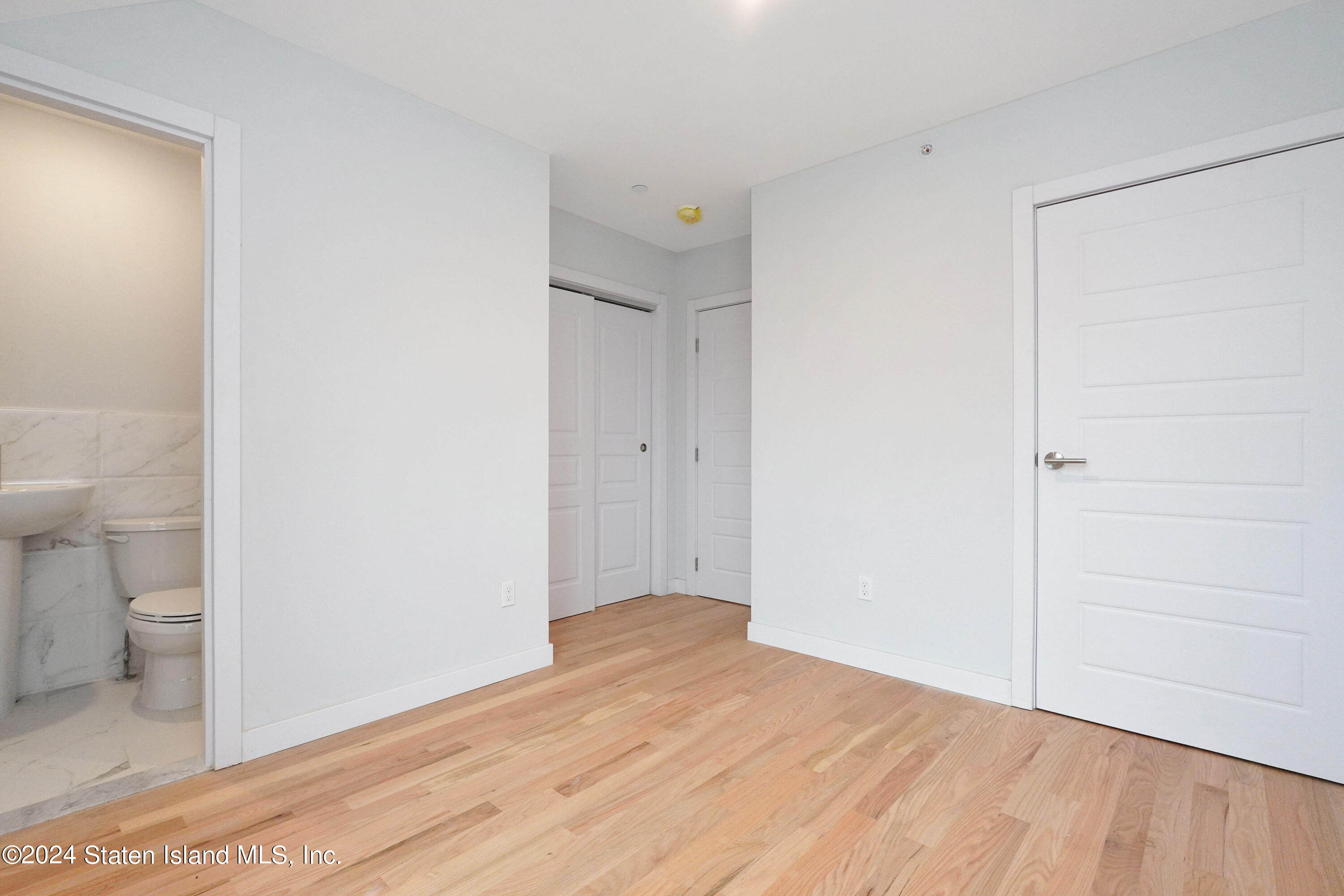 105 Fingerboard Road, Staten Island, NY, 10305 image 26