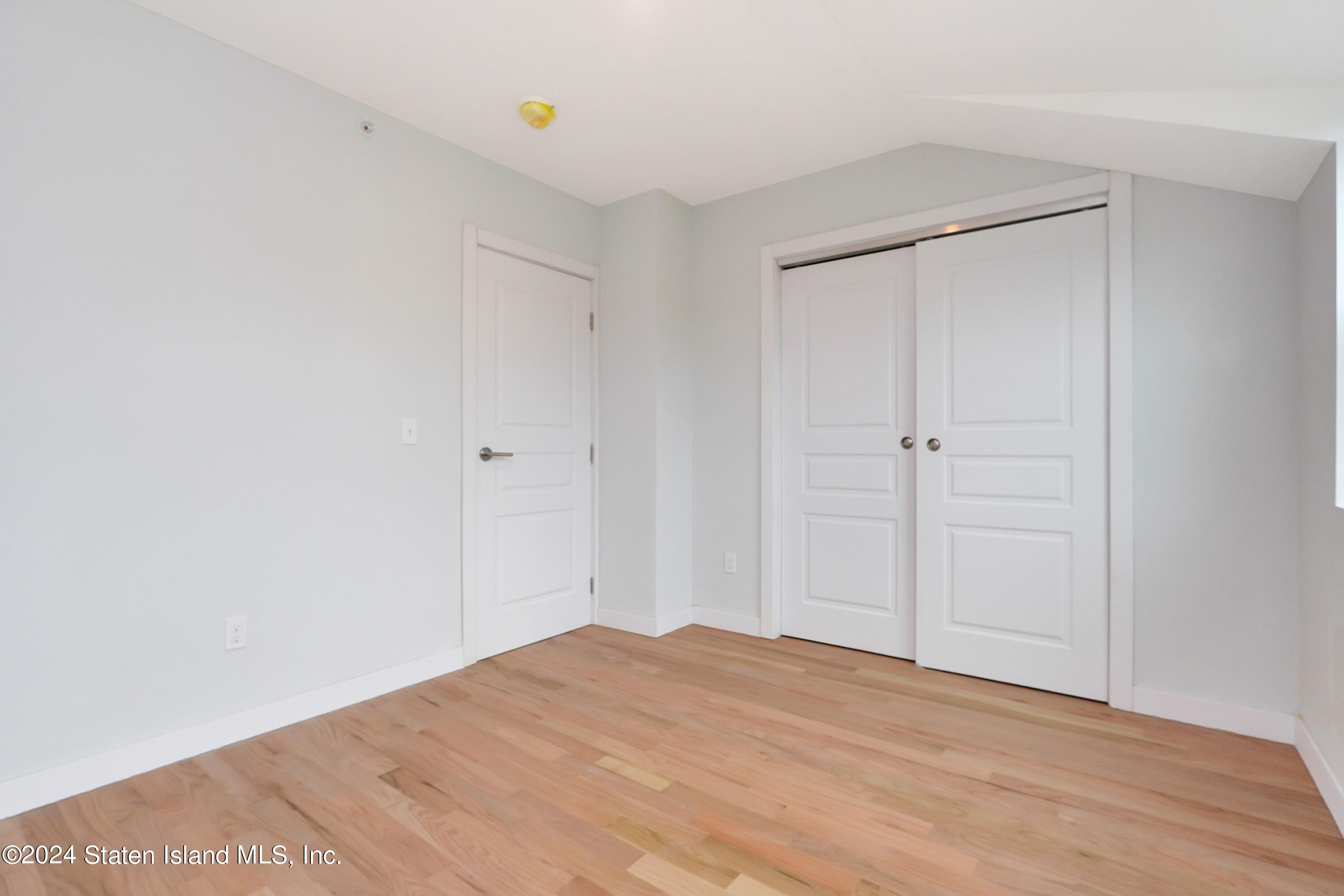 105 Fingerboard Road, Staten Island, NY, 10305 image 31