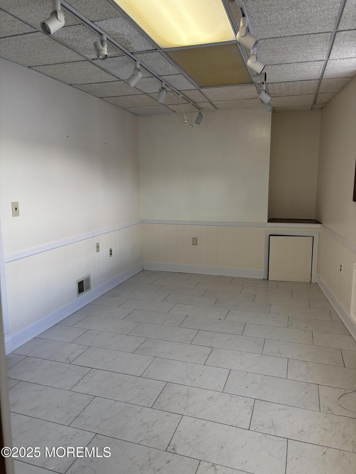 31 W Main Street Image 2