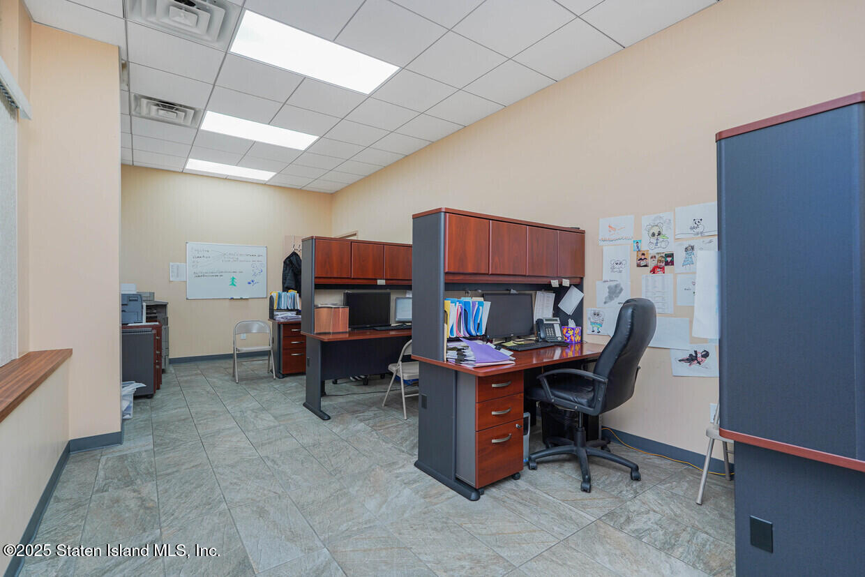 2351 Hylan Boulevard, Staten Island, NY, 10306 image 15