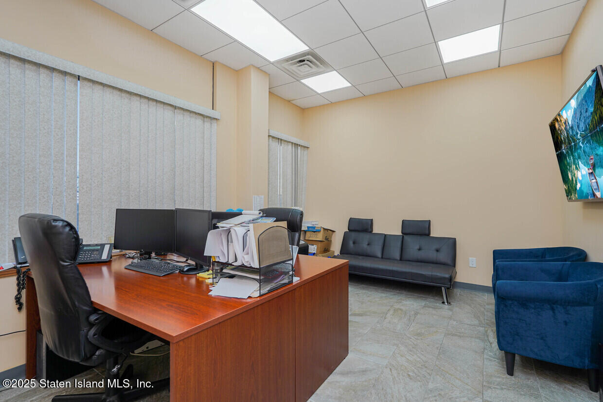 2351 Hylan Boulevard, Staten Island, NY, 10306 image 11
