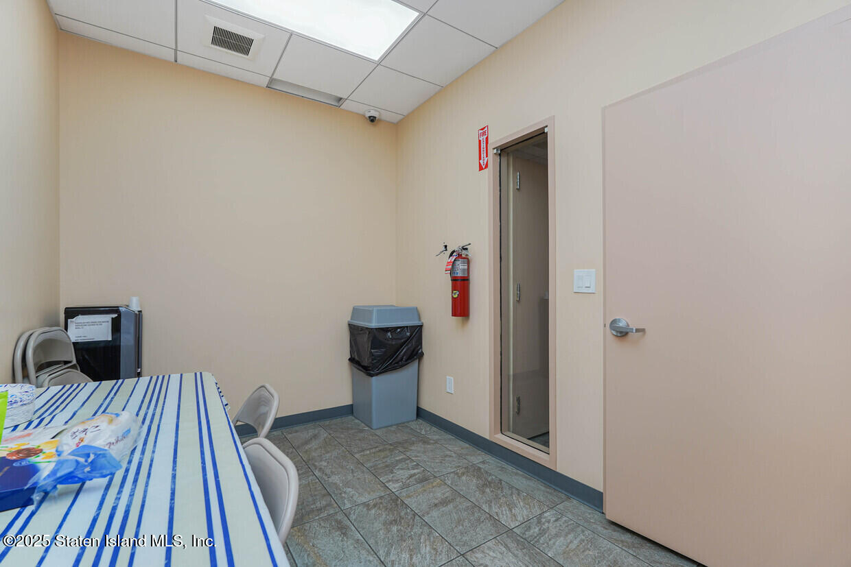2351 Hylan Boulevard, Staten Island, NY, 10306 image 10