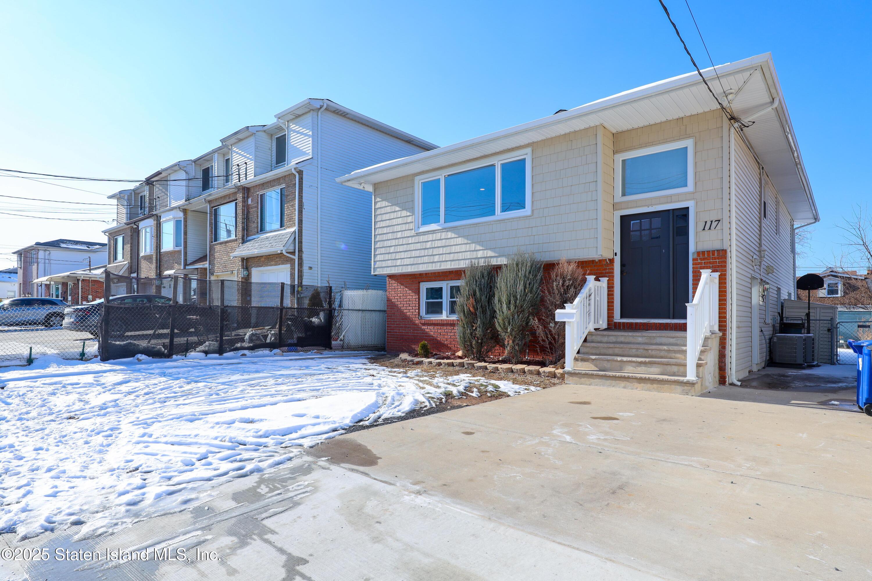 117 Milton Avenue, Staten Island, NY, 10306