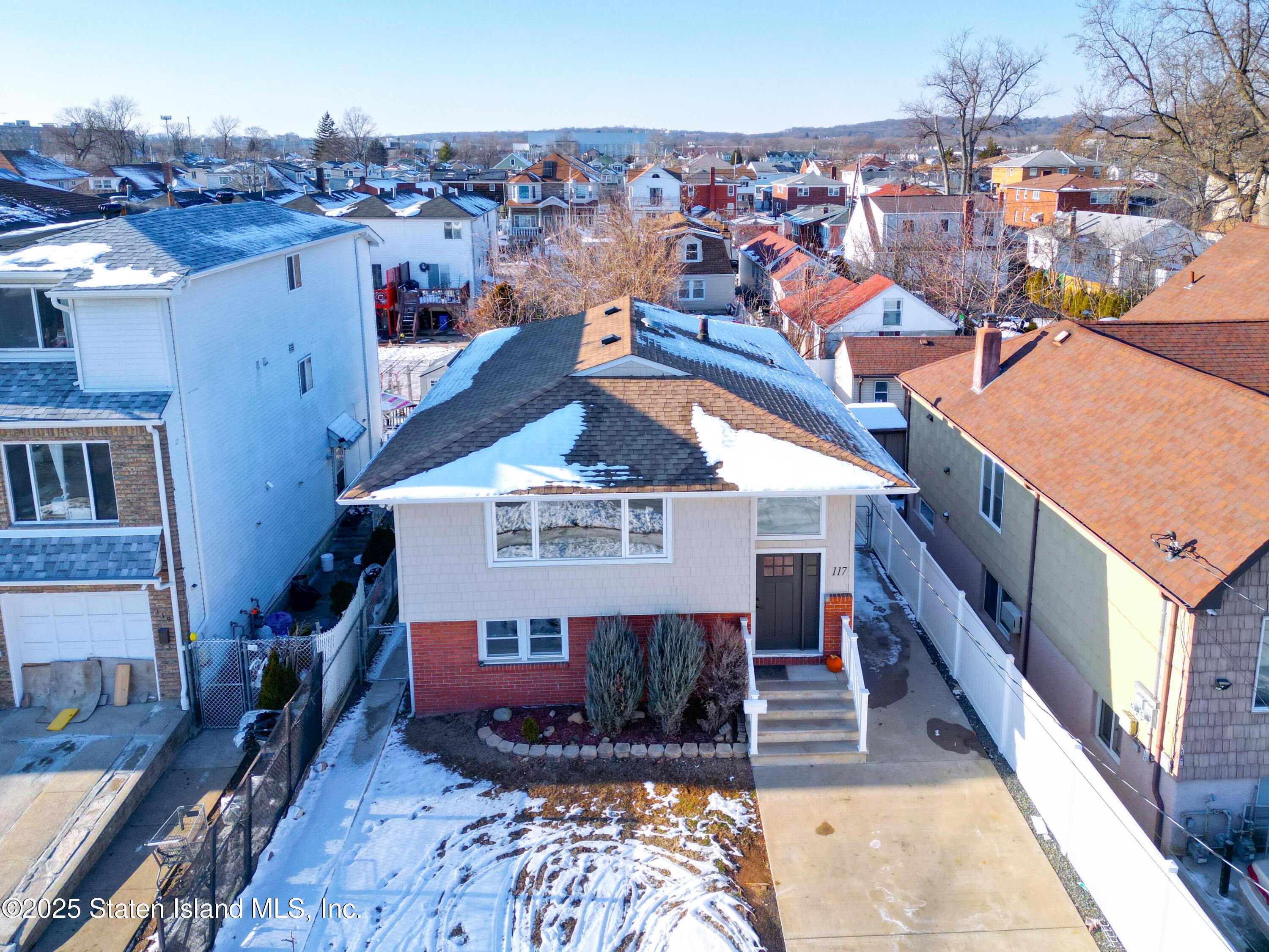 117 Milton Avenue, Staten Island, NY, 10306