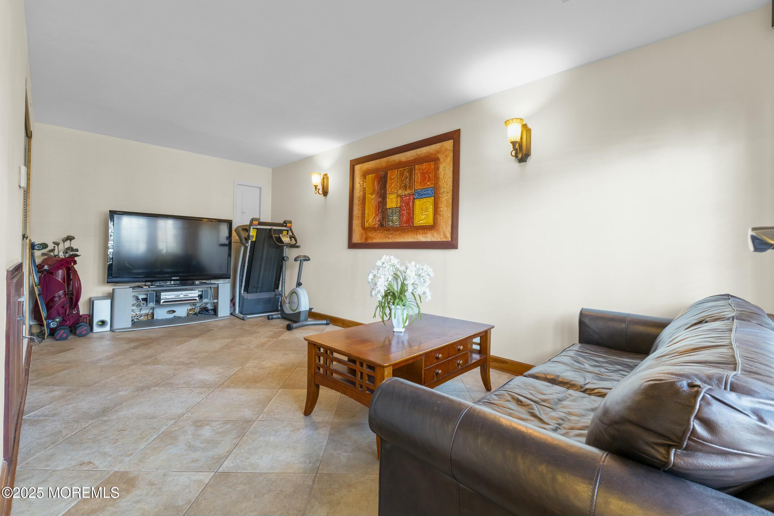 18 Tall Oaks Court, Old Bridge, NJ, 08857 image 18