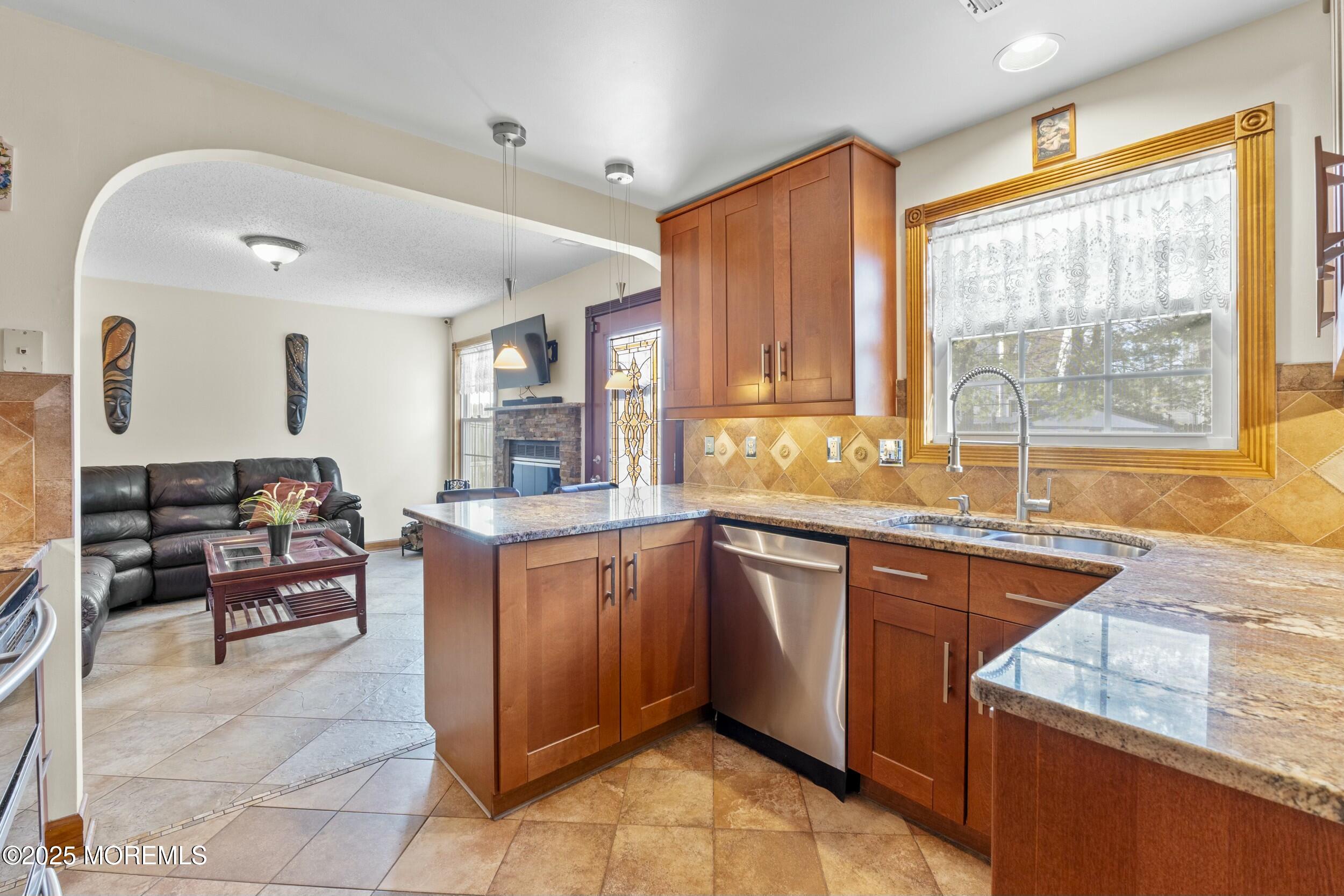 18 Tall Oaks Court, Old Bridge, NJ, 08857 image 14