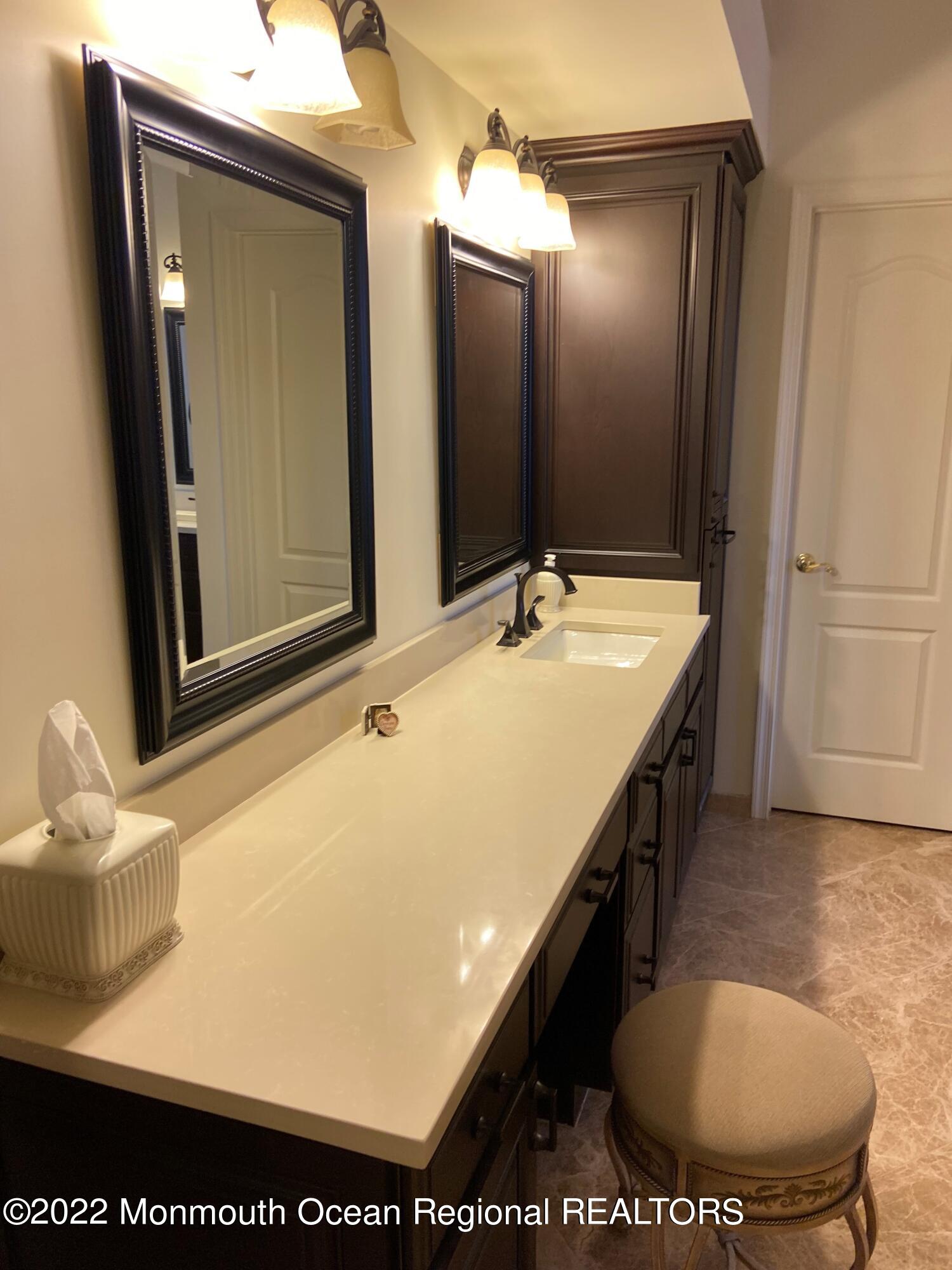 9 Inverness Court C0320, Holmdel, NJ, 07733 image 14