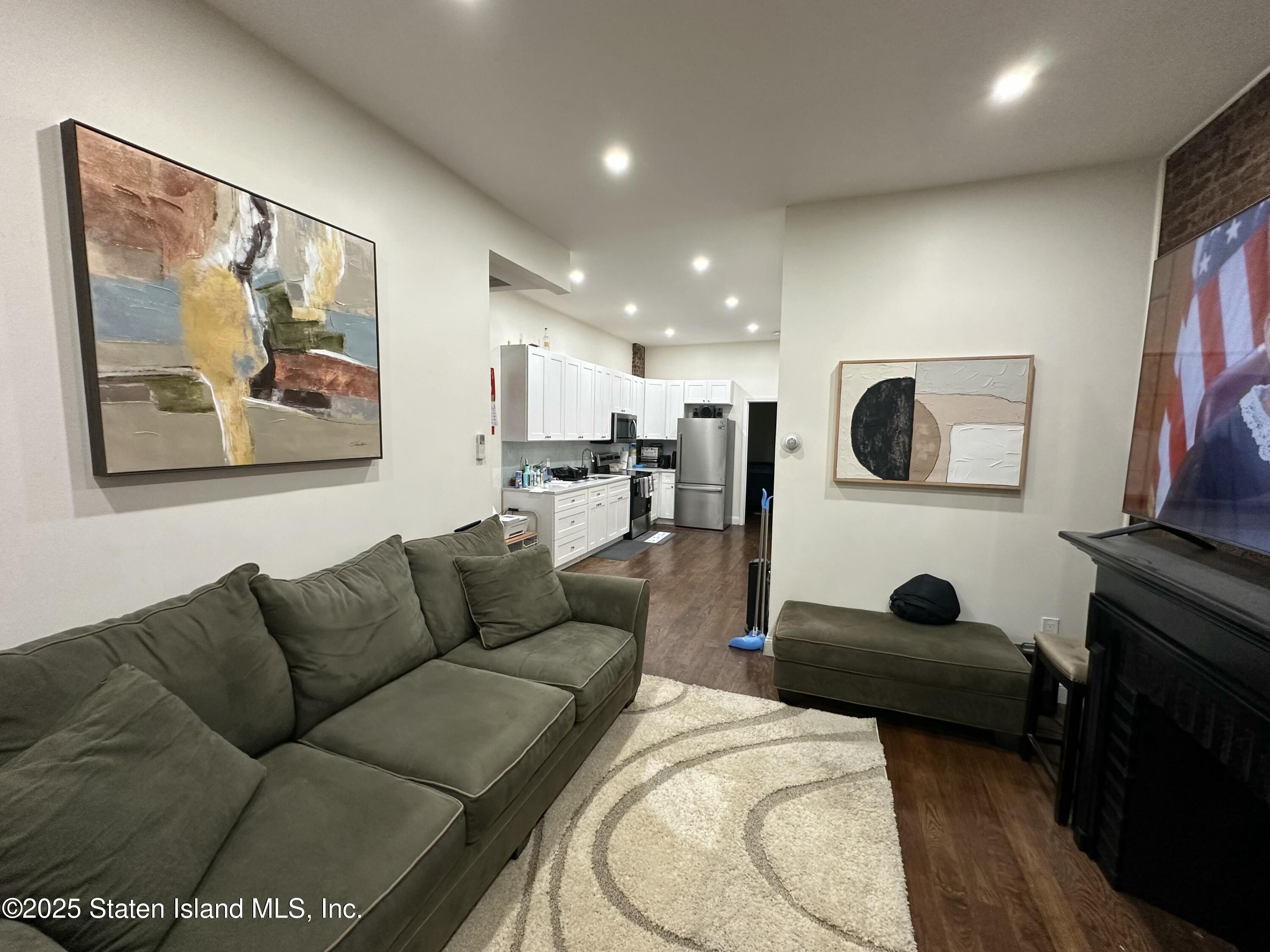 60 Beach Street, Staten Island, NY, 10304 image 11
