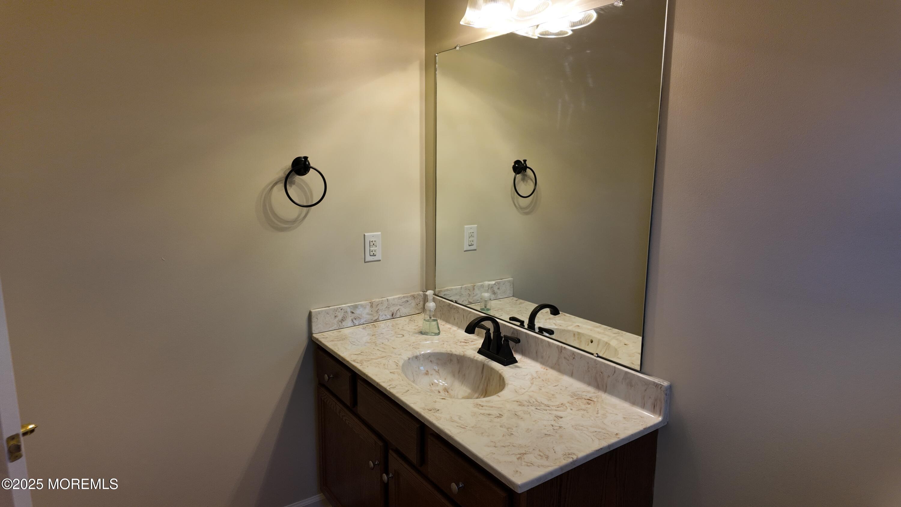 1 Mcgowan Court 3326, Old Bridge, NJ, 08857 image 37