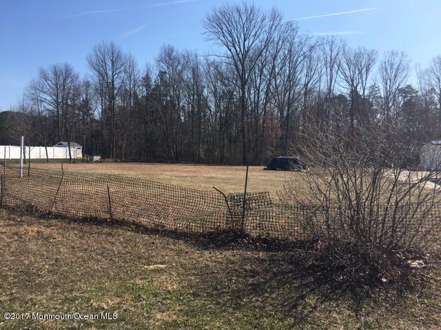 1628 Woodfield Avenue Image 1