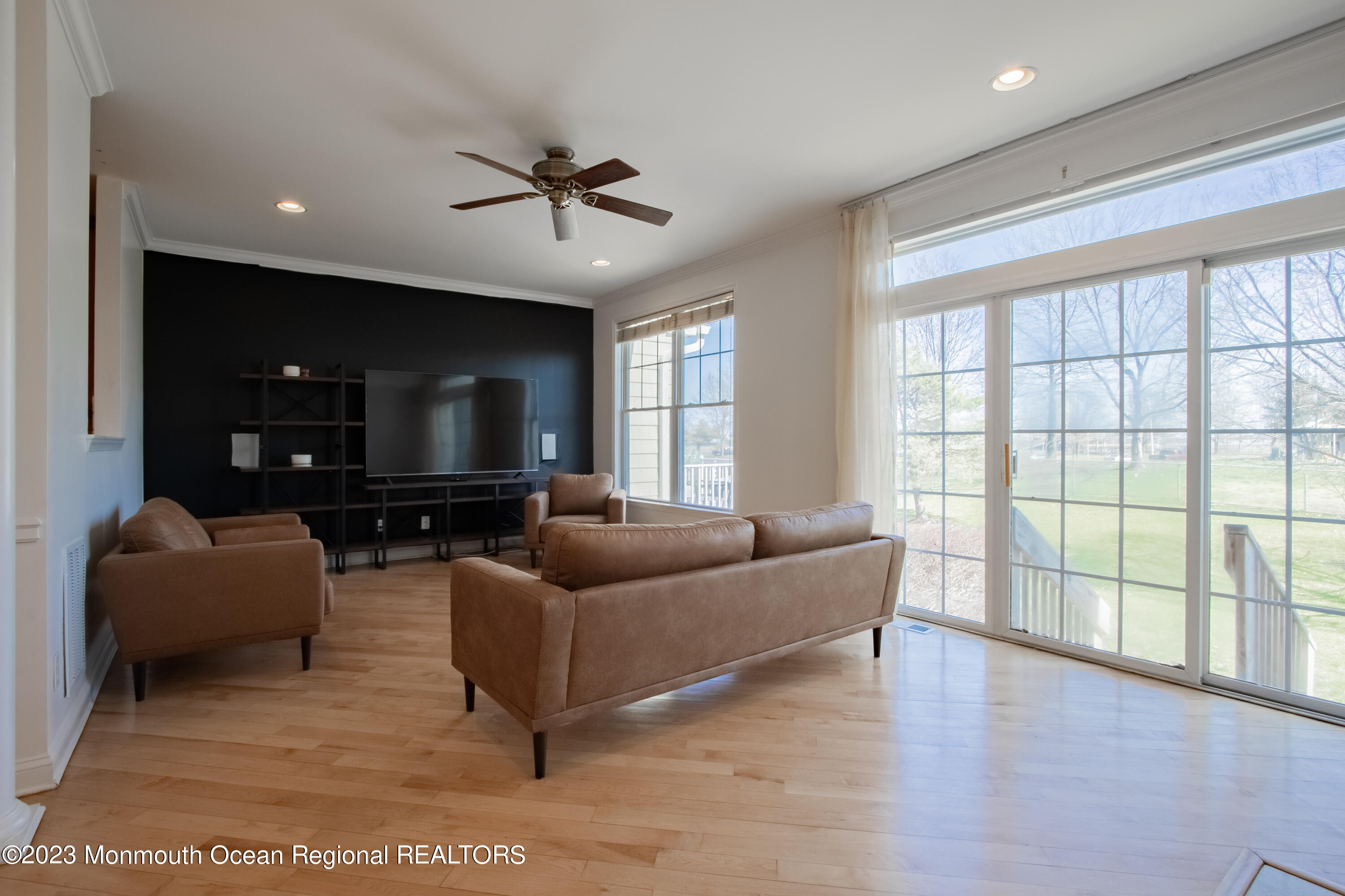 98 S Shore Drive, South Amboy, NJ, 08879 image 6