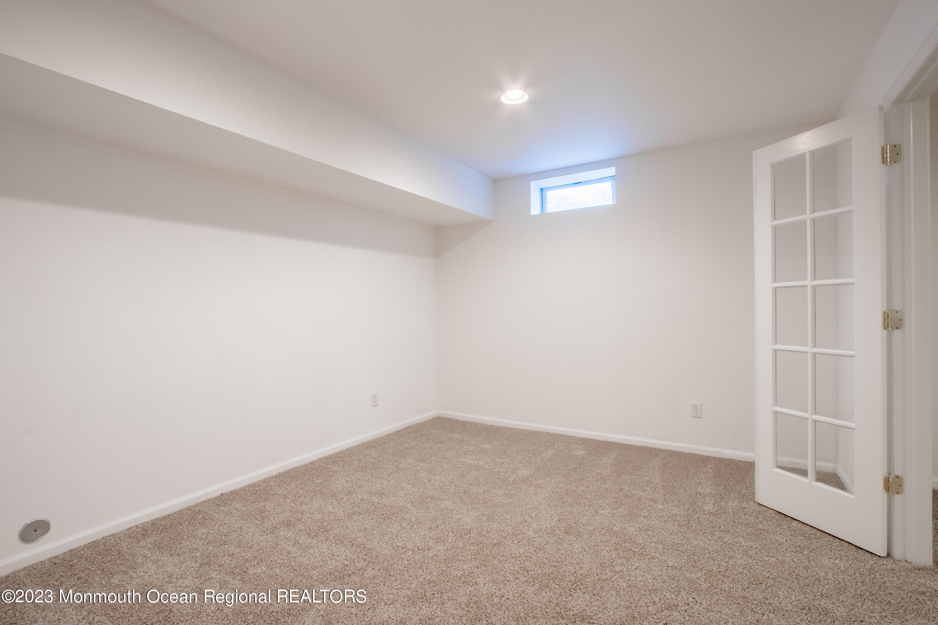 98 S Shore Drive, South Amboy, NJ, 08879 image 24